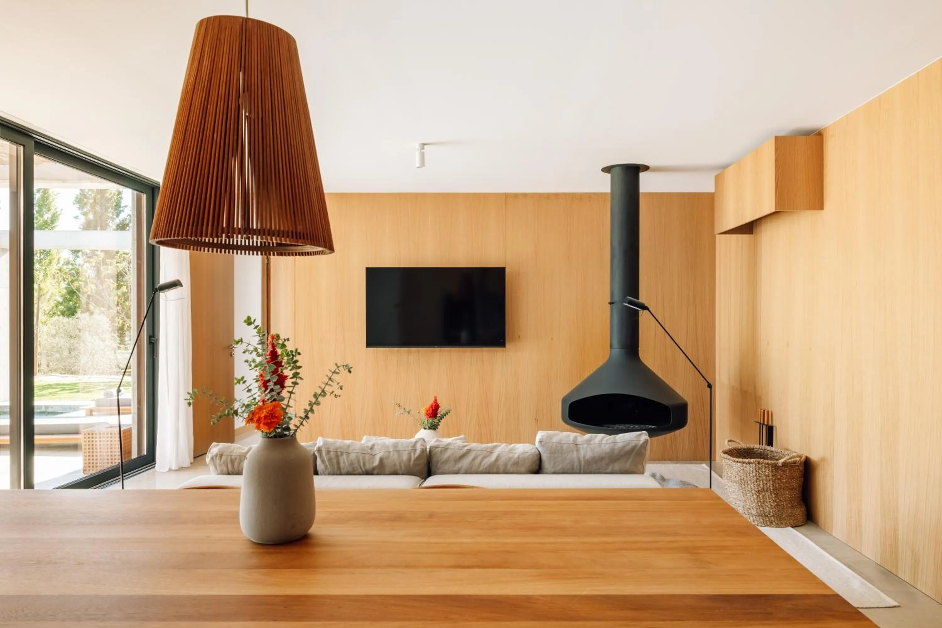 Bed in L'AND Vineyards - Relais & Châteaux