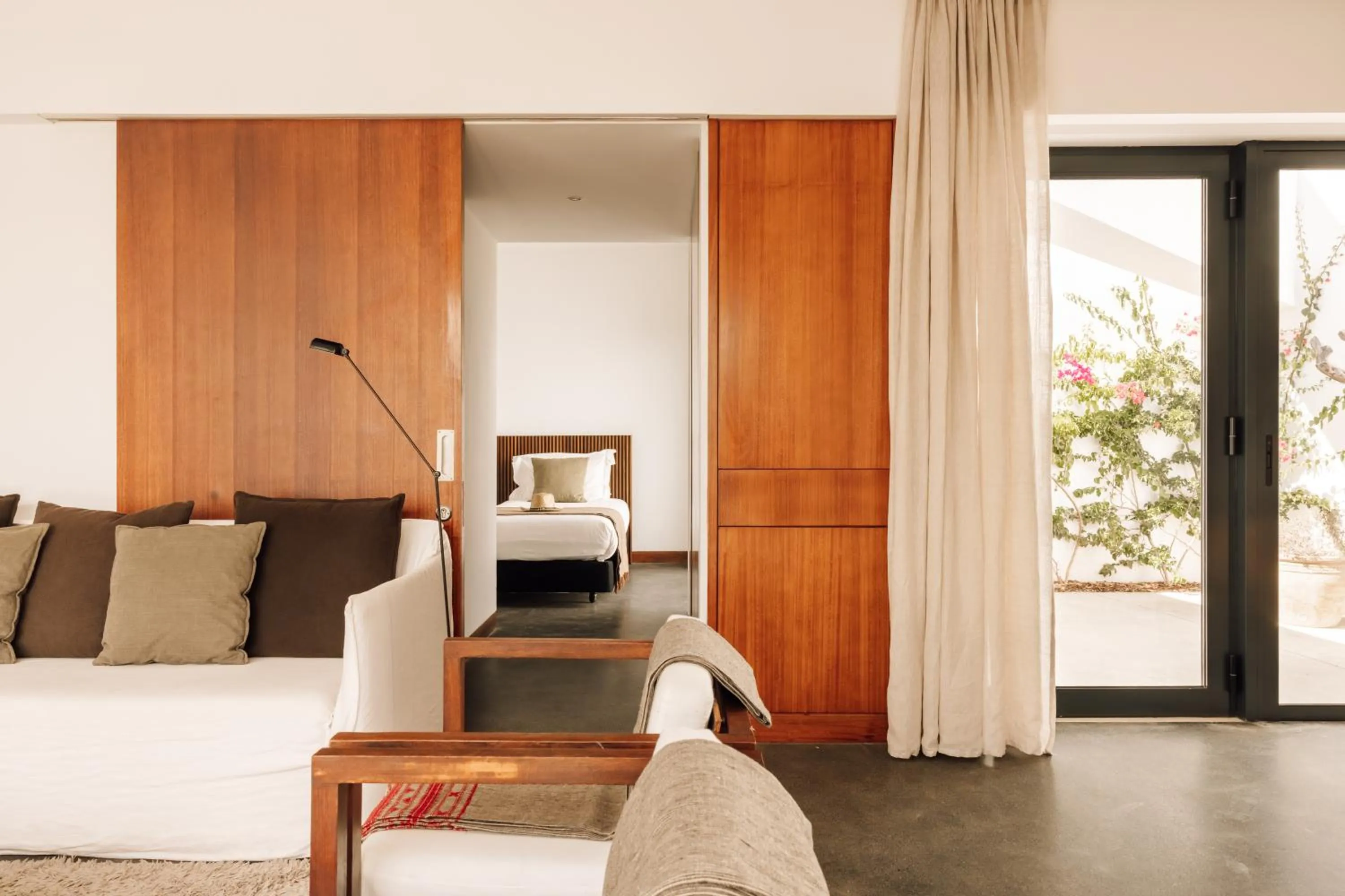 Bed in L'AND Vineyards - Relais & Châteaux