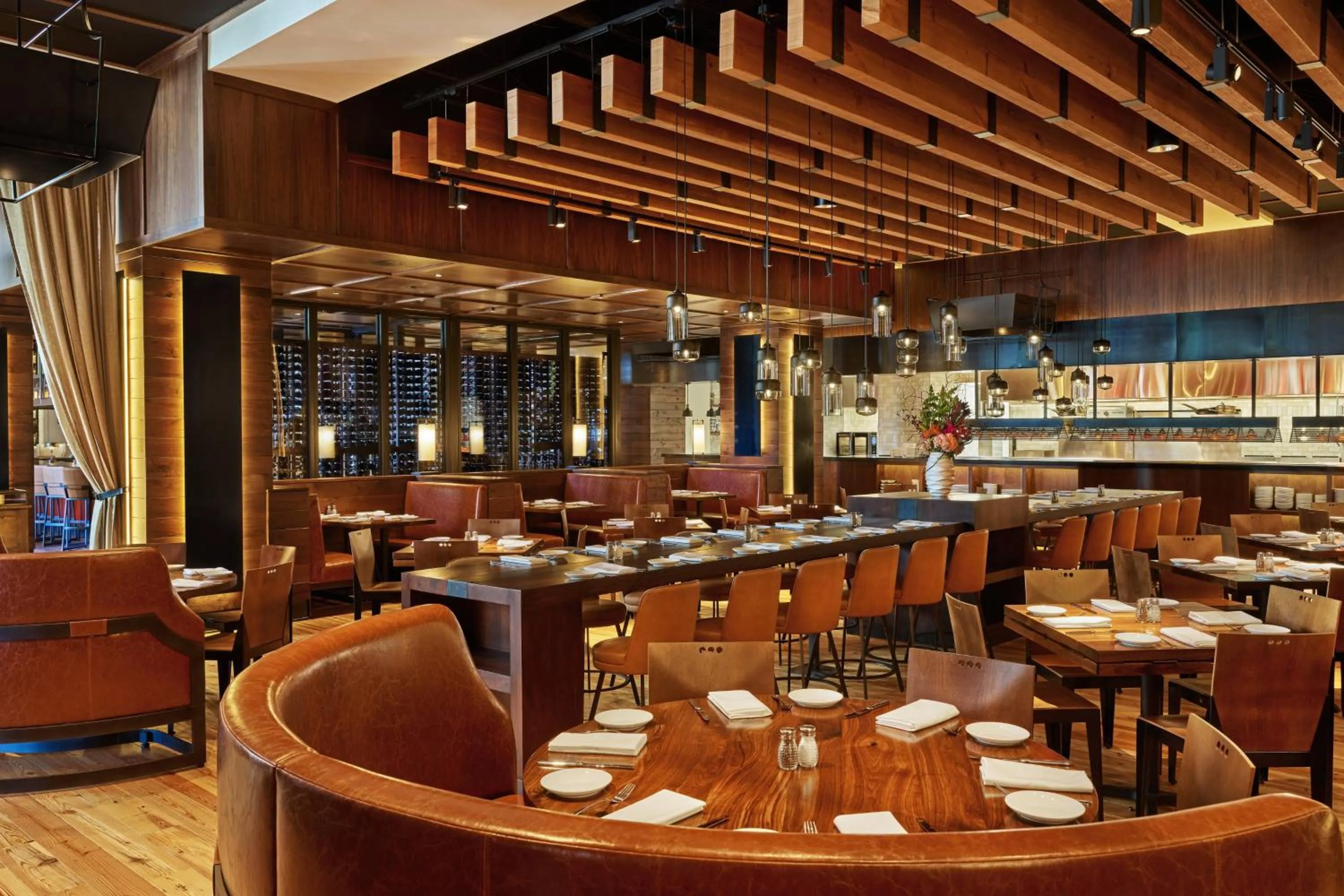 Kitchen or kitchenette in The Hotel at Avalon, Autograph Collection