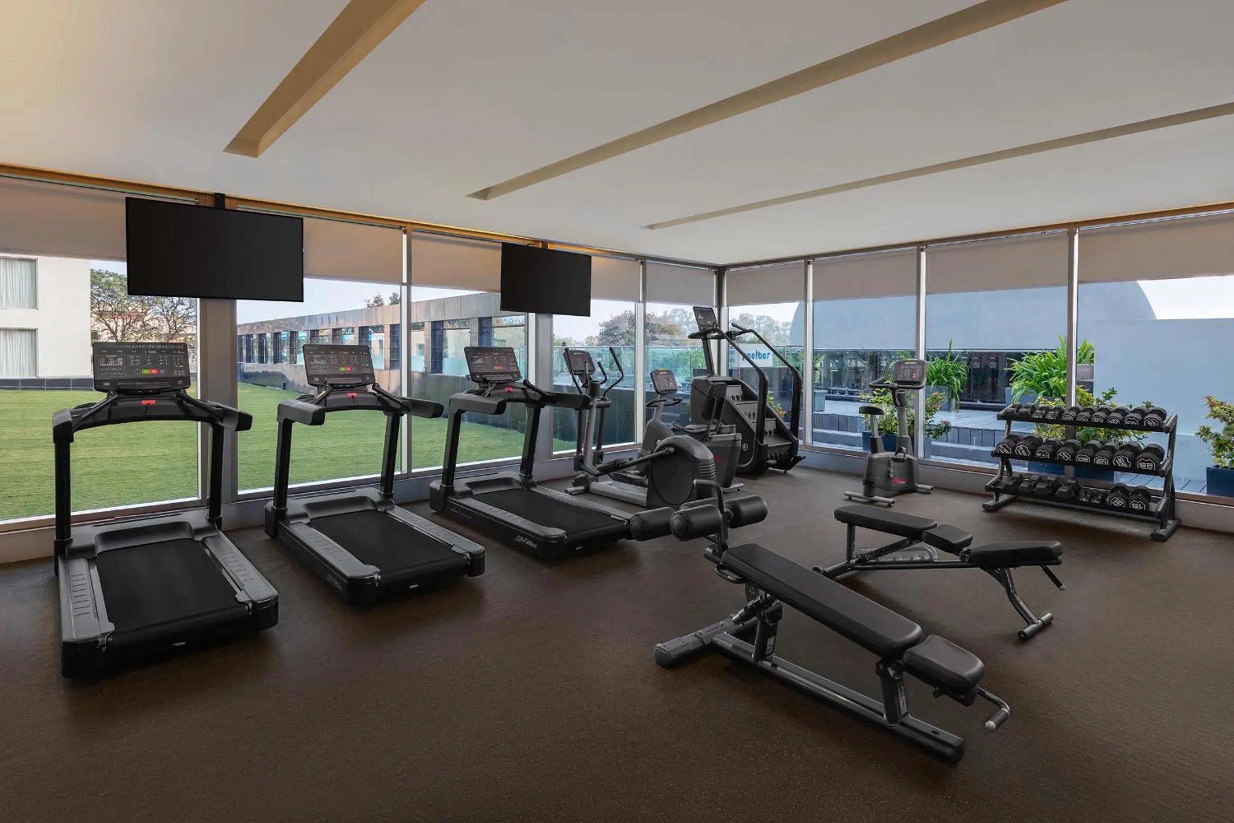 Fitness centre/facilities in Indore Marriott Hotel