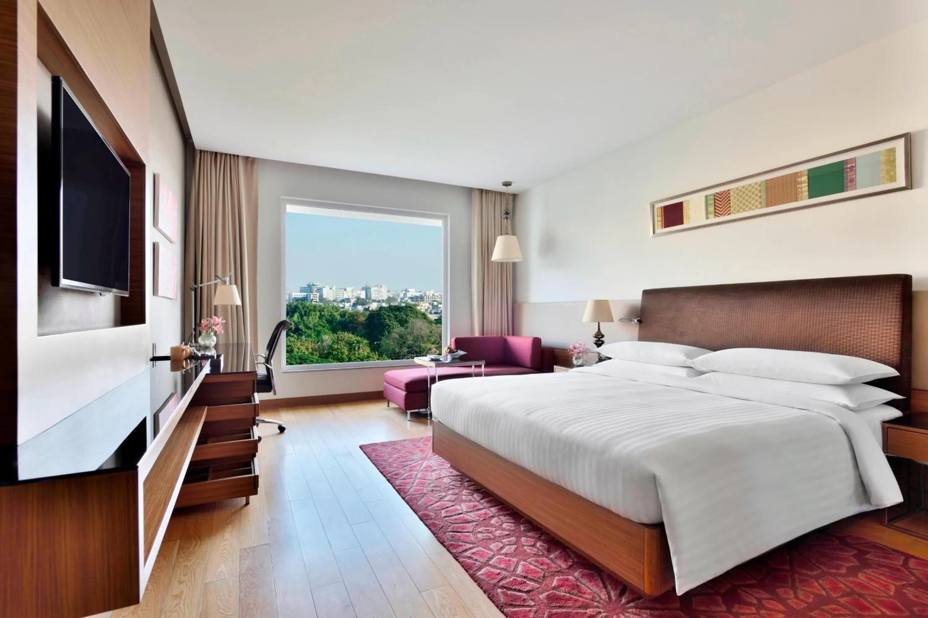 Photo of the whole room, Bed in Indore Marriott Hotel