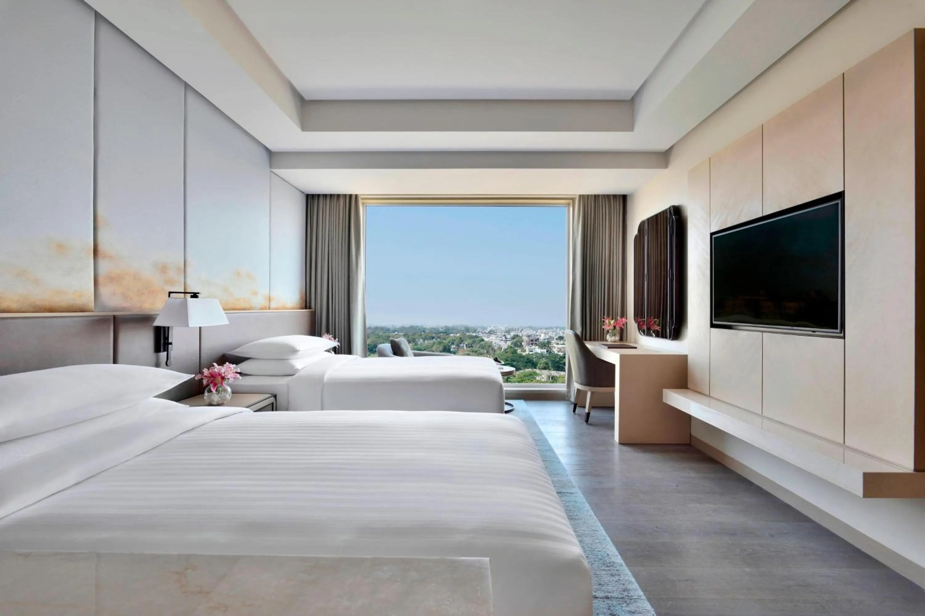 Photo of the whole room, Bed in Indore Marriott Hotel