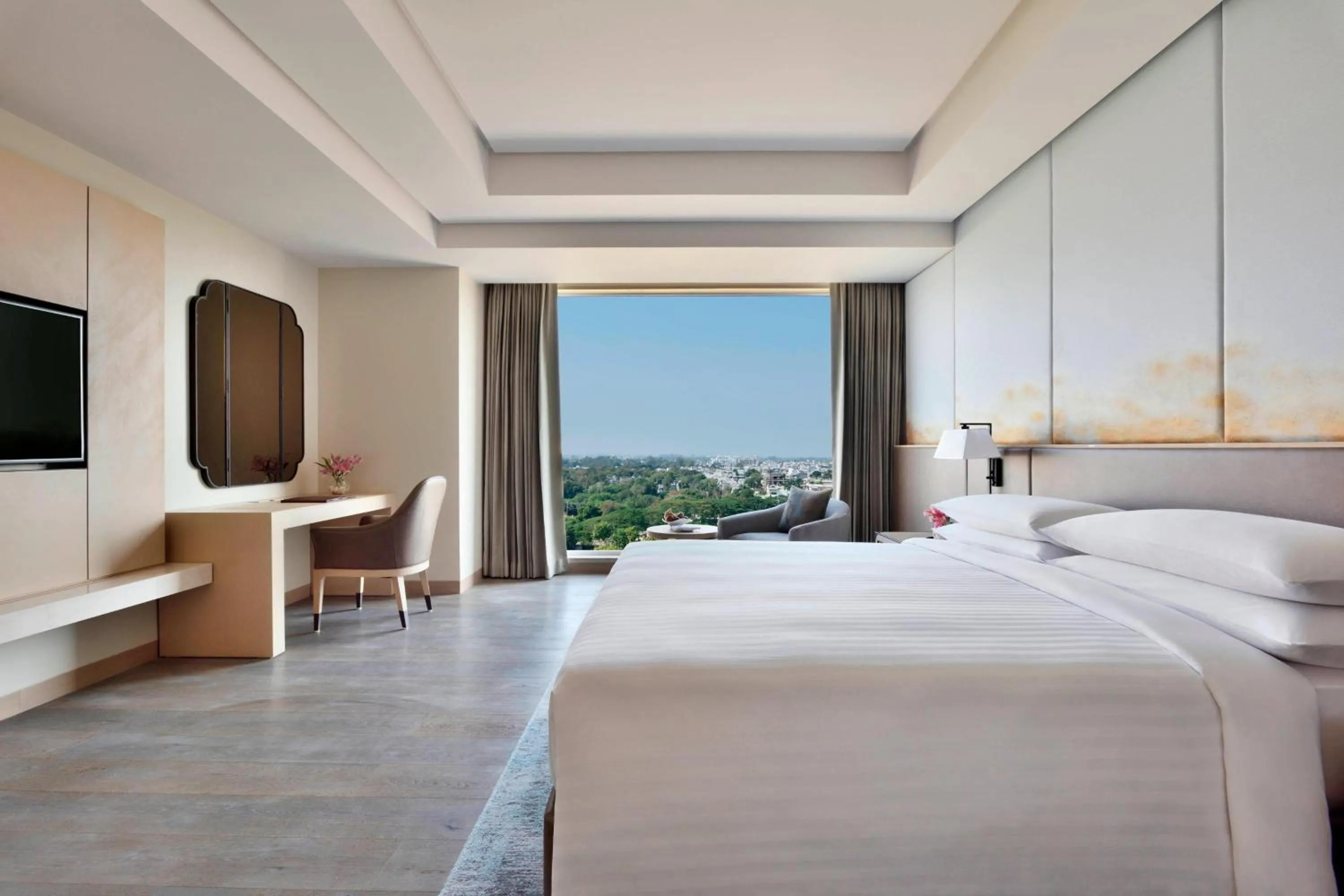 Photo of the whole room, Bed in Indore Marriott Hotel