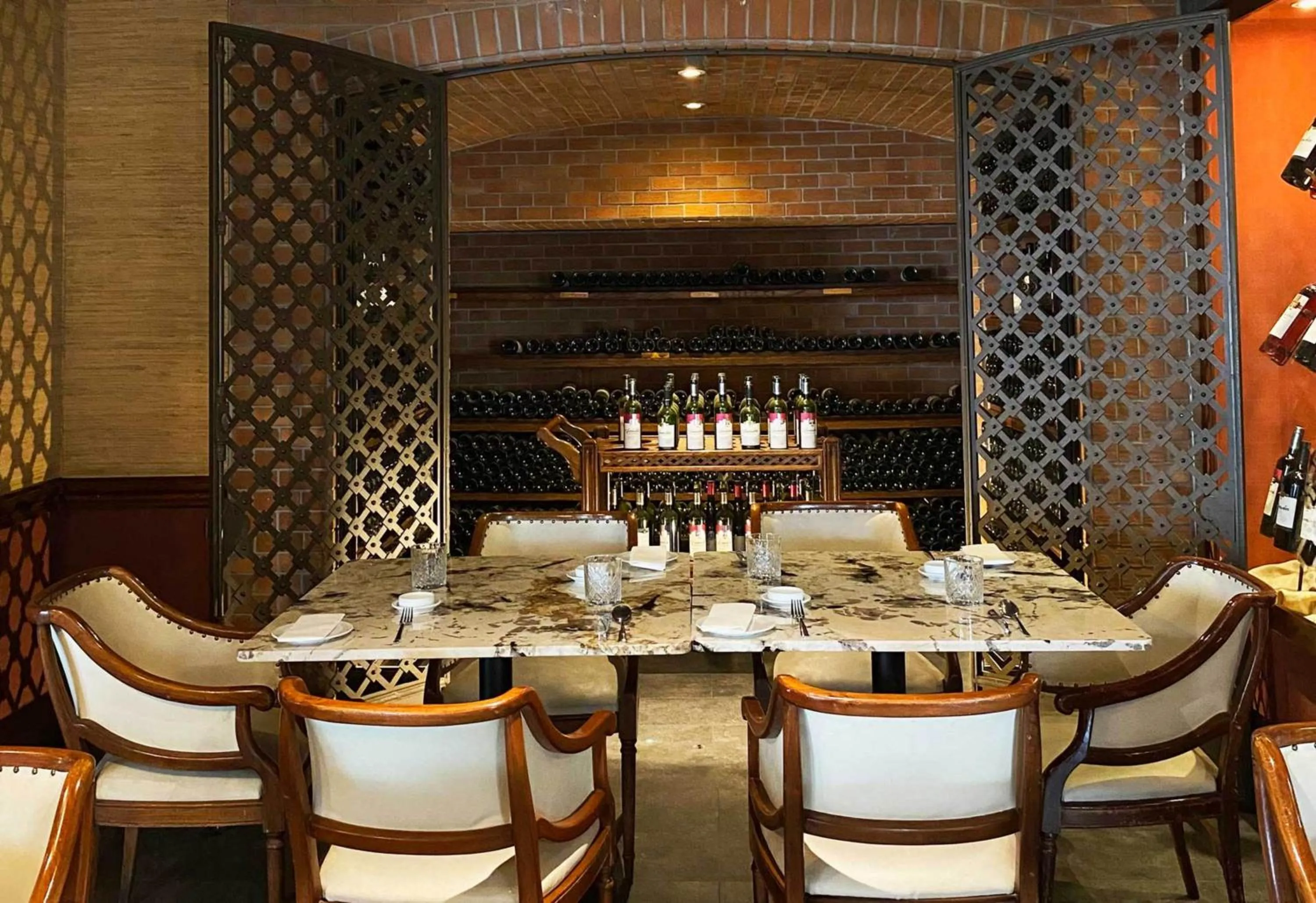 Activities in Hotel Santa Cruz Plaza