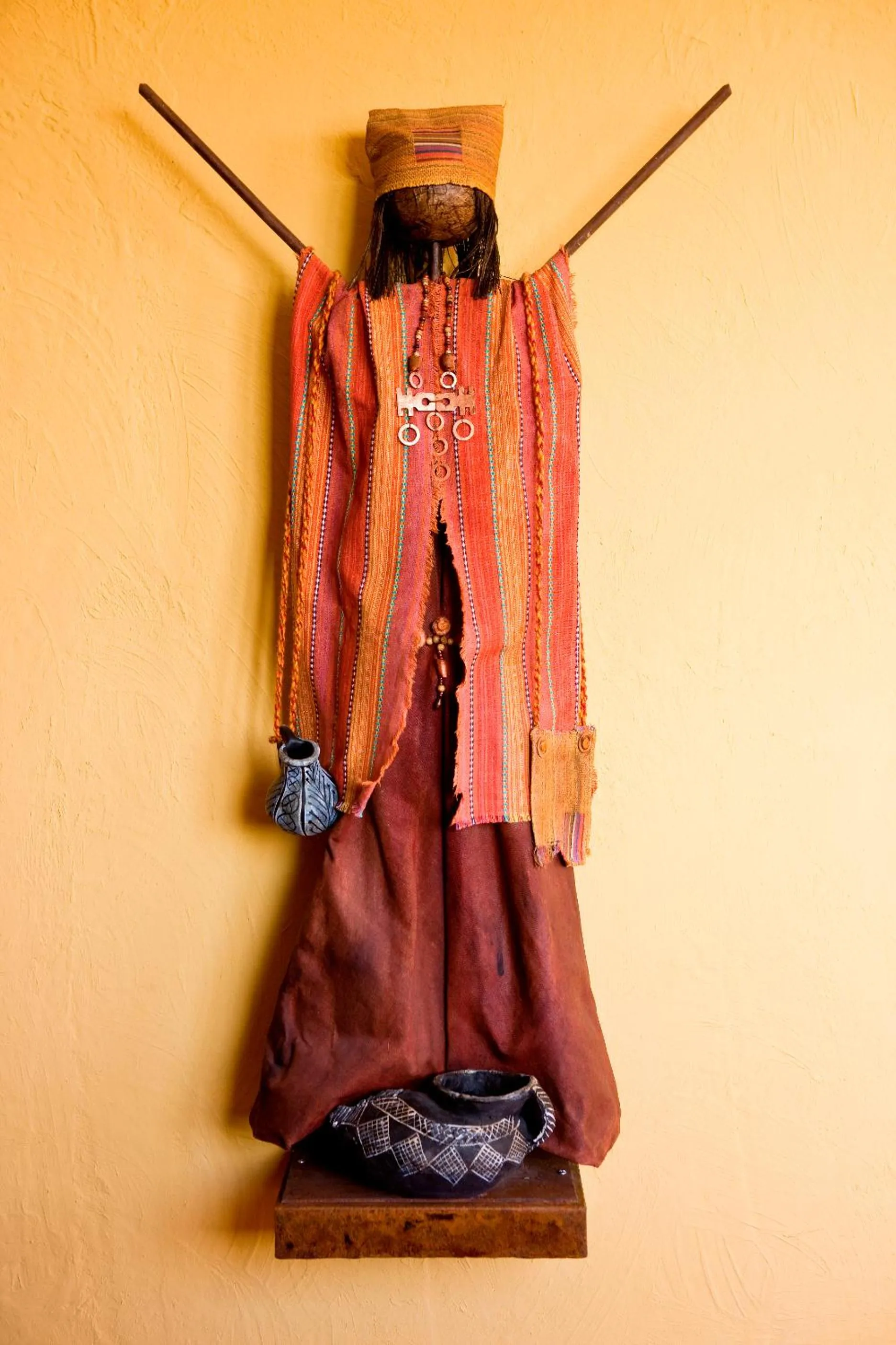 Decorative detail in Hotel Santa Cruz Plaza