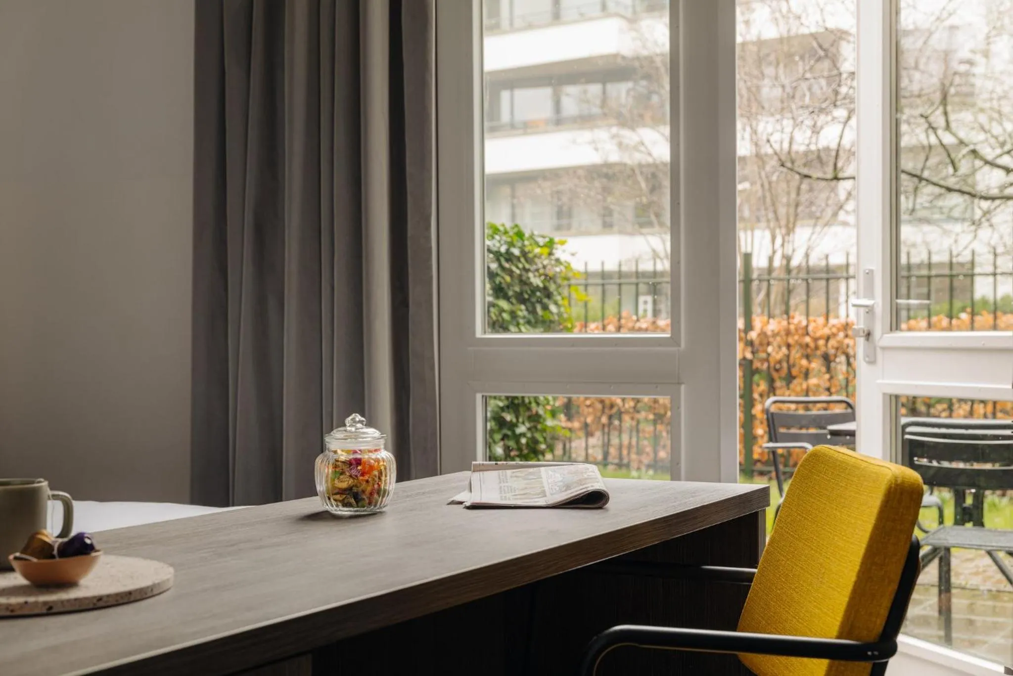 Photo of the whole room in The Manor Amsterdam