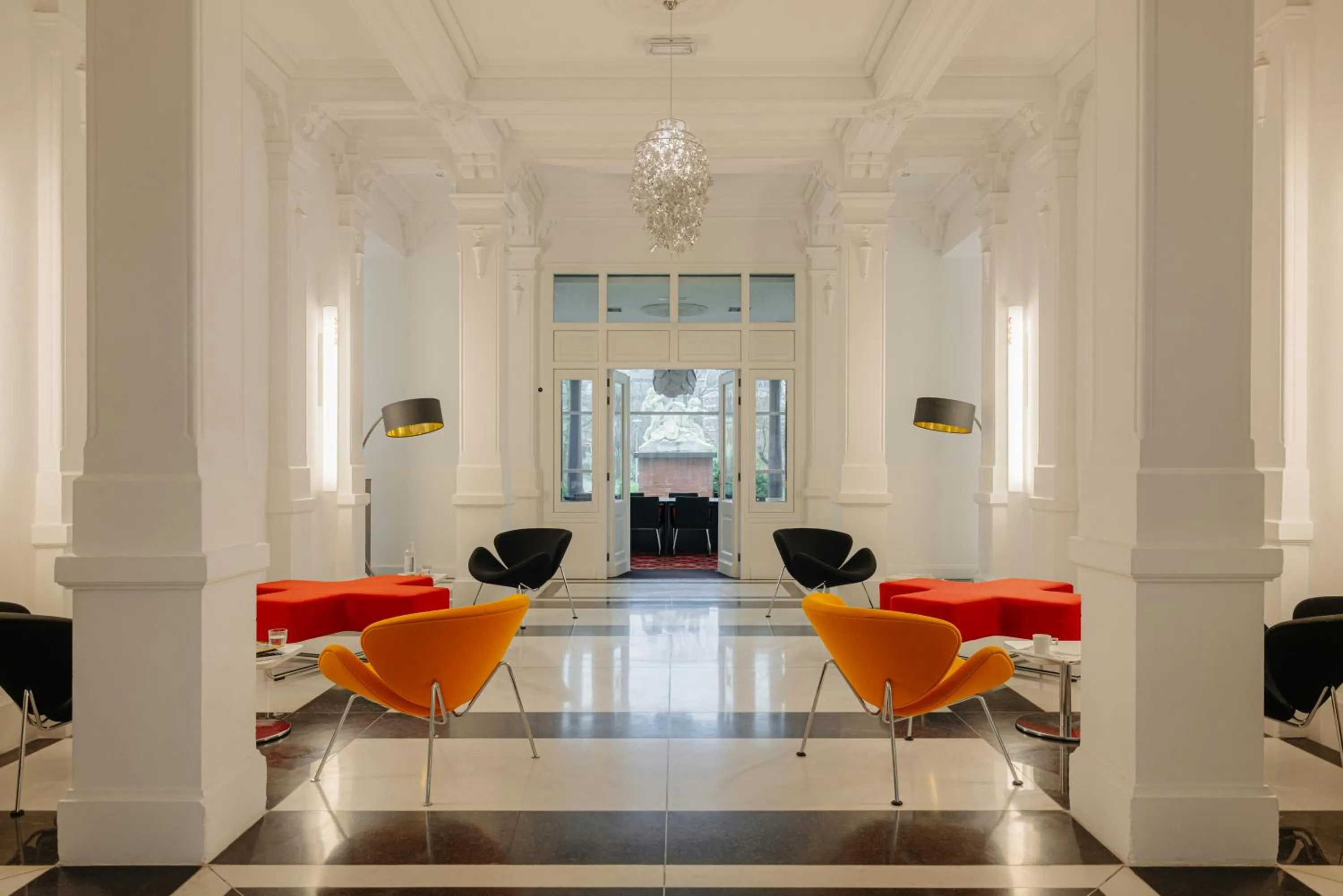 Facade/entrance in The Manor Amsterdam