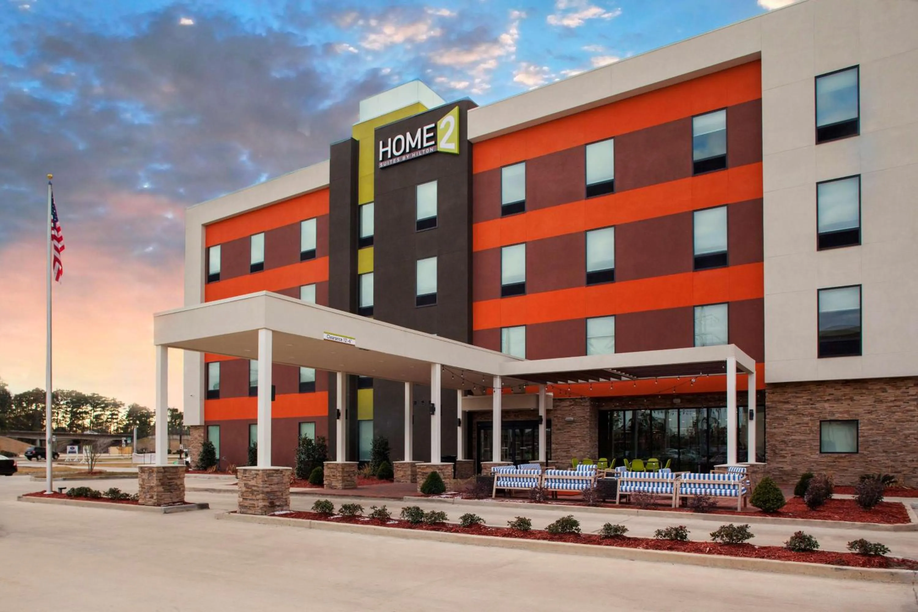 Property building in Home2 Suites By Hilton Lake Charles