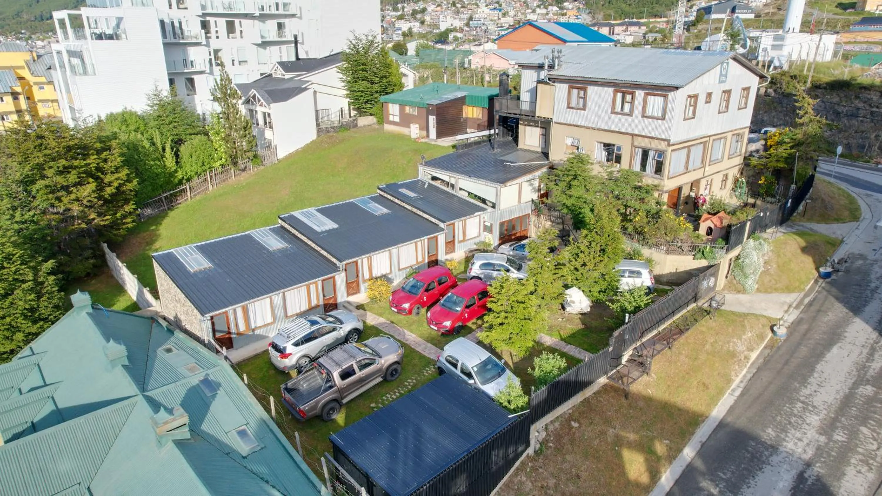 Property building in Hosteria Sloggett