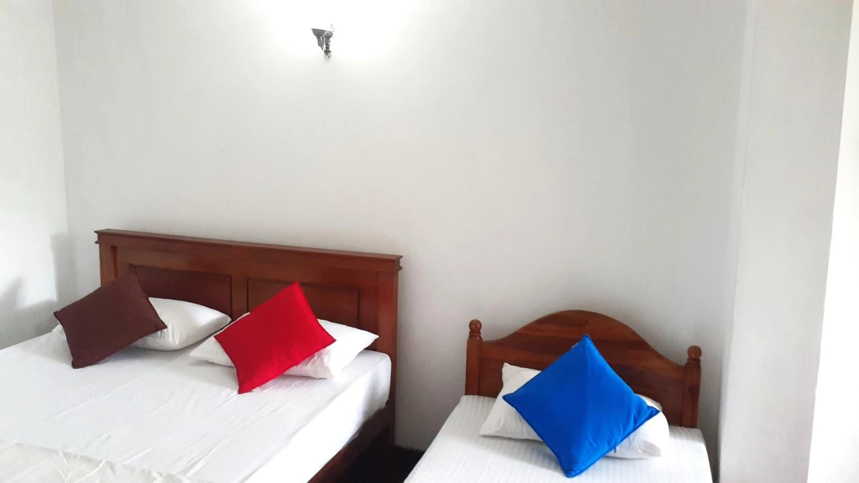 Bed in Kandy Mountain Cottage