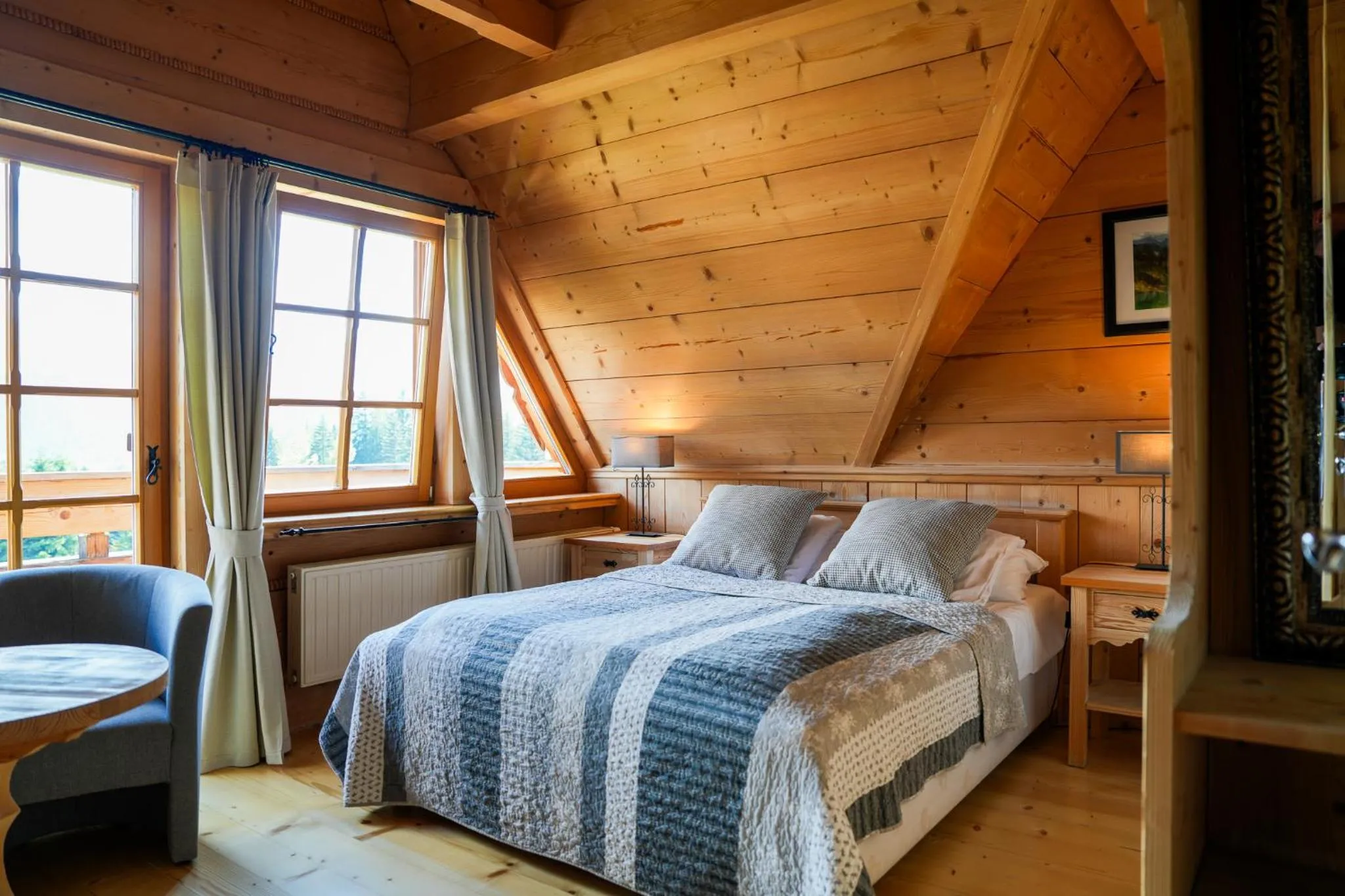 Bed in Villa Miodula- zwierzęta akceptowane bezpłatnie, bezpośredni widok na góry, parking w cenie!