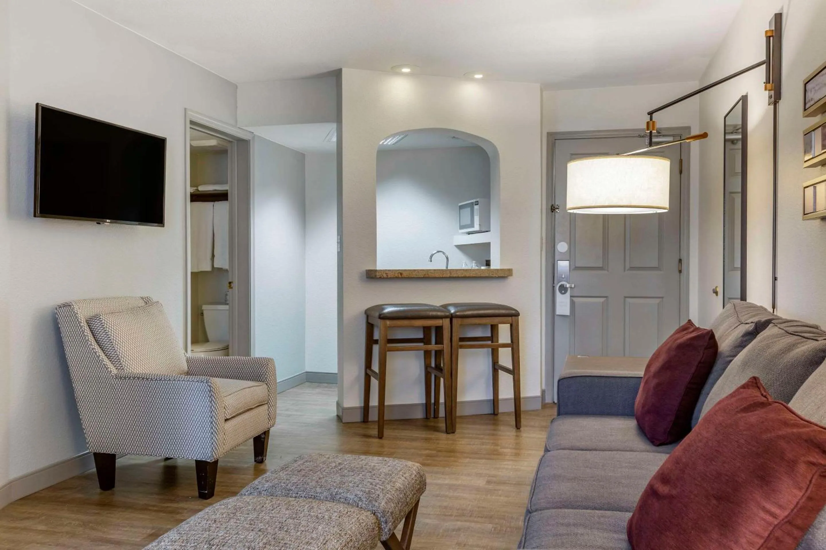 Bedroom in Windmill Suites Surprise - Phoenix, an Ascend Collection Hotel