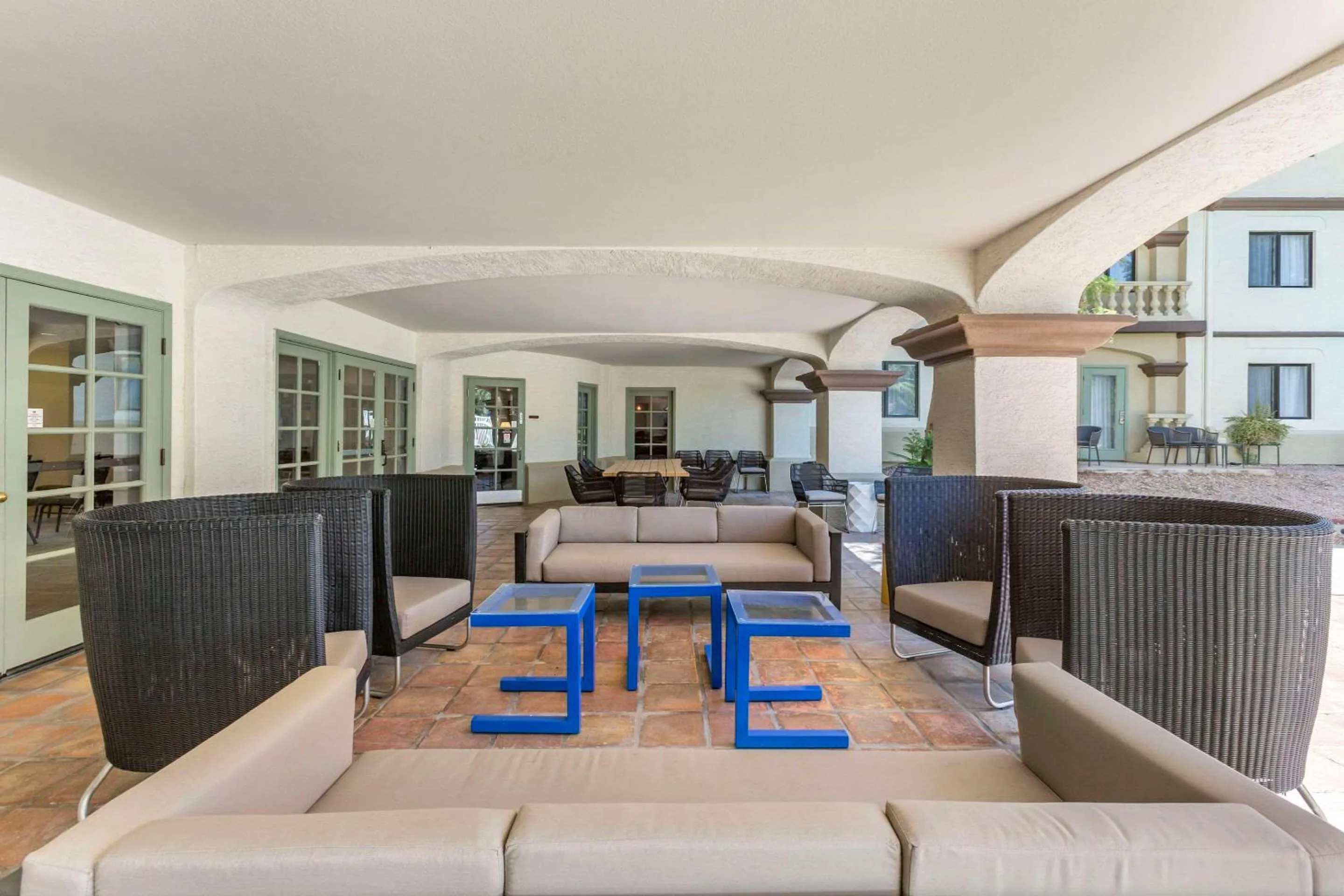 Swimming pool in Windmill Suites Surprise - Phoenix, an Ascend Collection Hotel