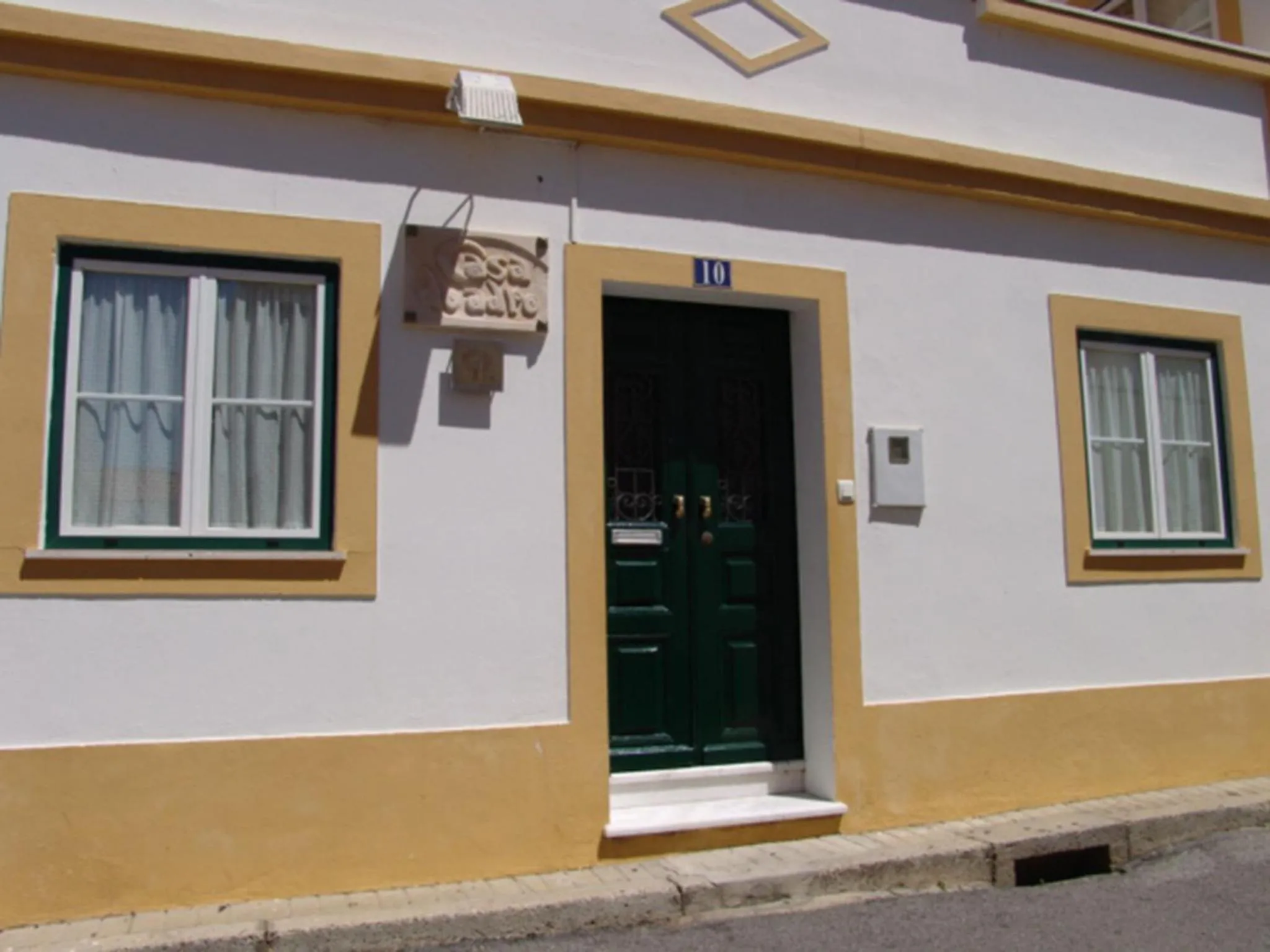 Casa Do Adro Da Igreja Turismo De Habitação
