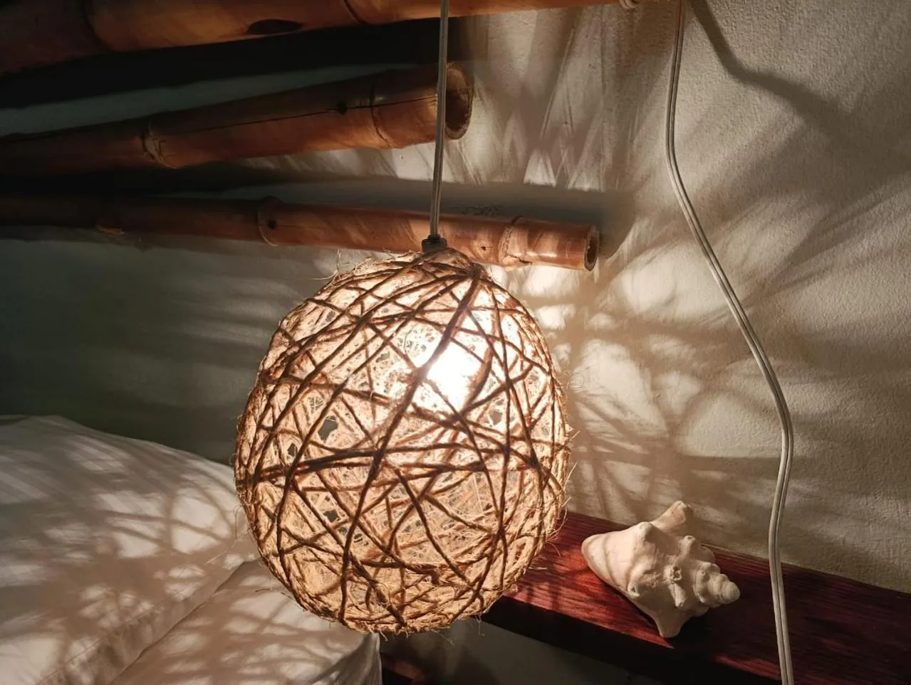 Photo of the whole room, Bed in Residencia El Balatà