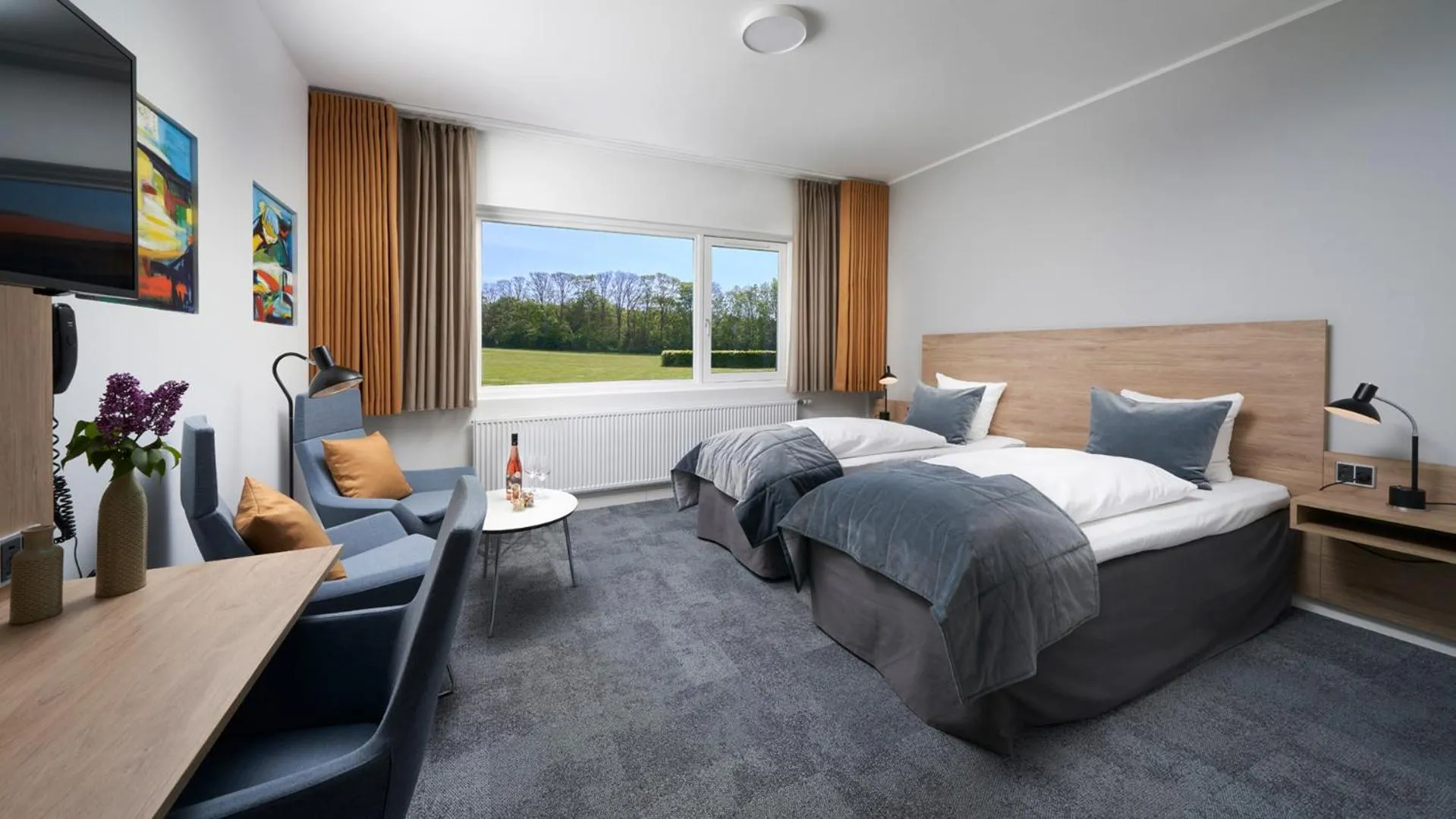 Photo of the whole room, Bed in Trinity Hotel og Konference