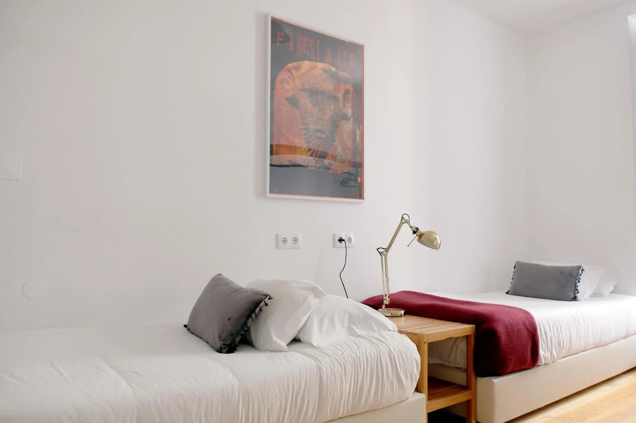Bed in Lisbon Poets Inn