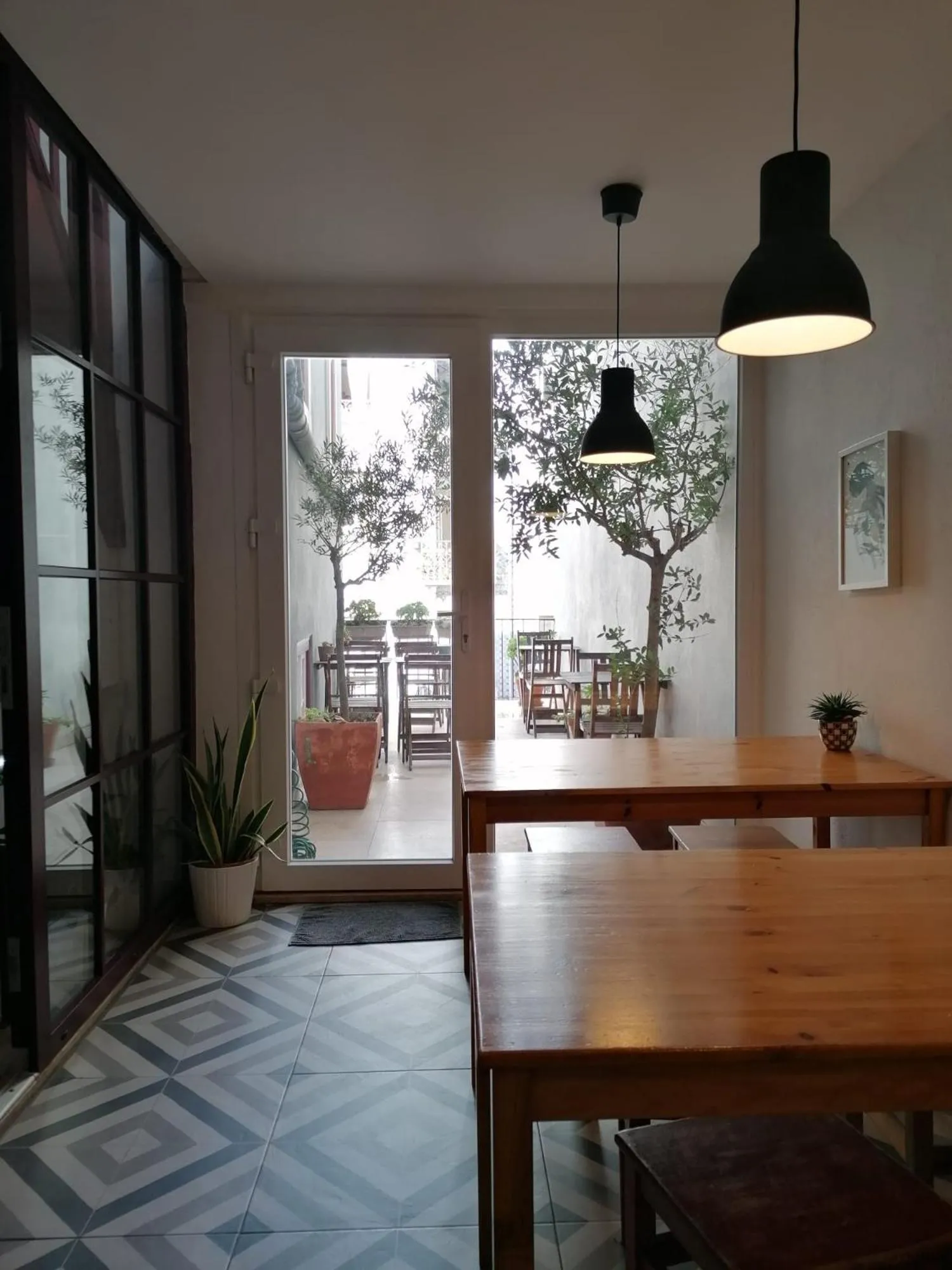Lisbon Poets Inn