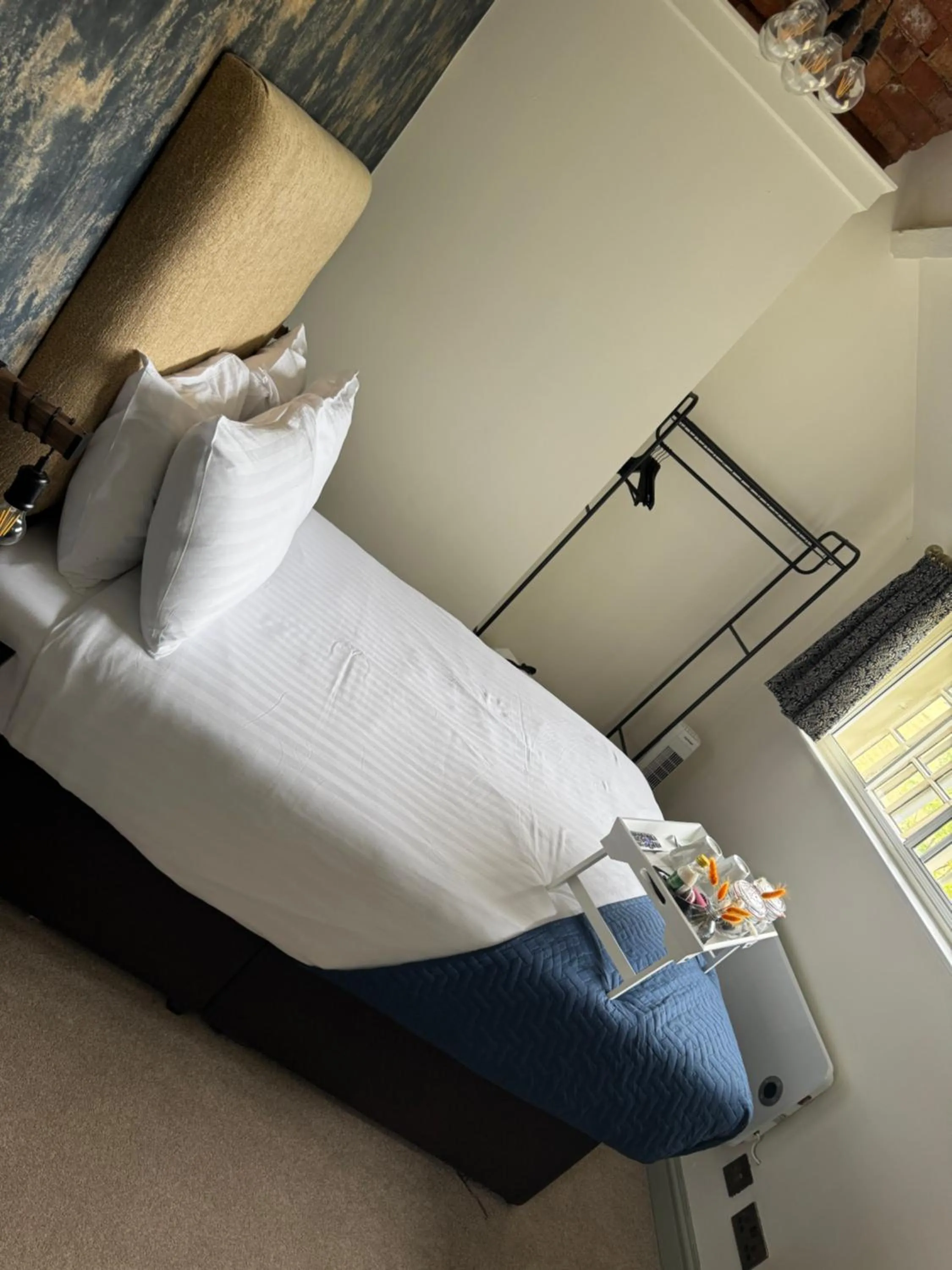 Bedroom, Bed in The Falcon Inn