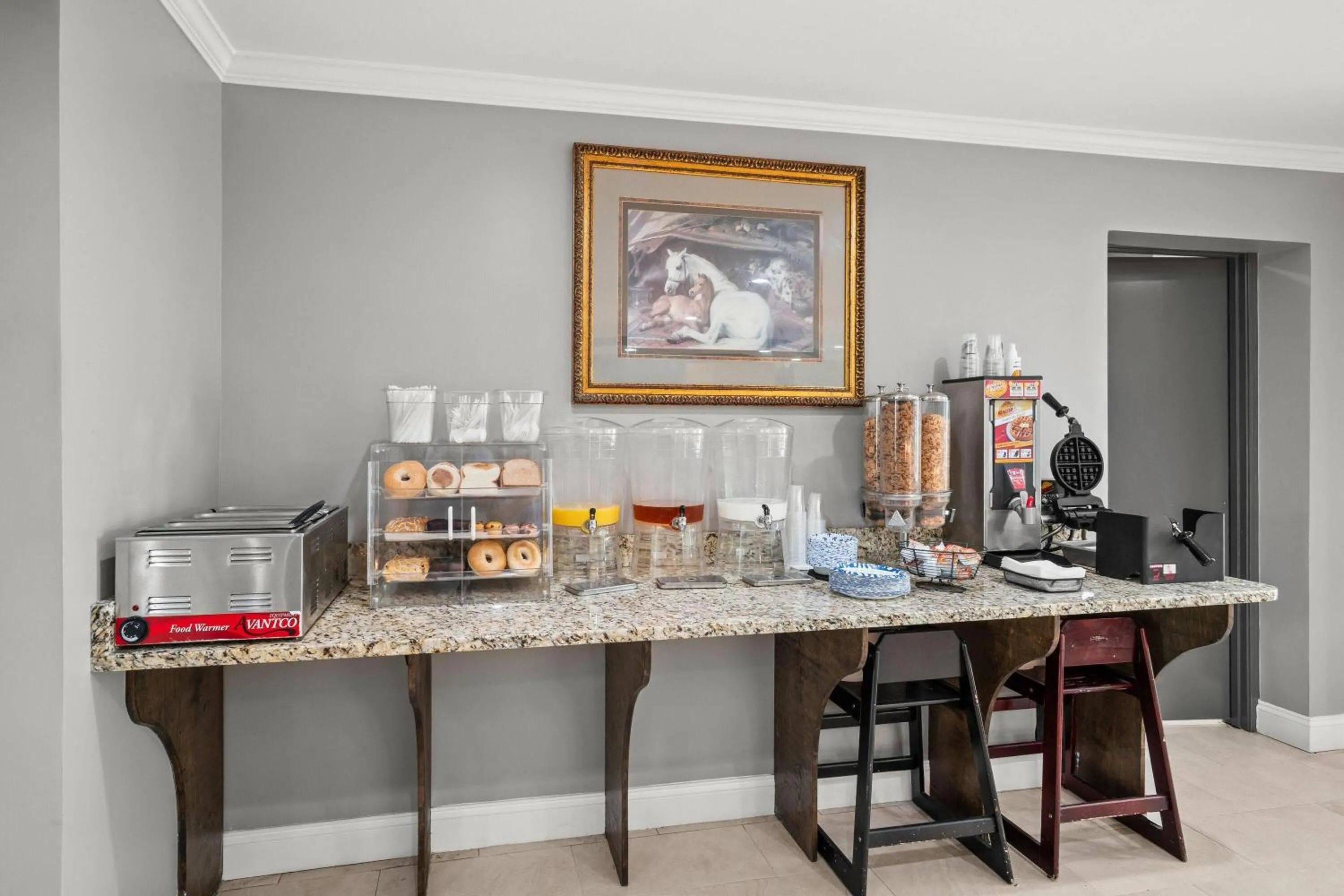 Property building in Microtel Inn by Wyndham Lexington