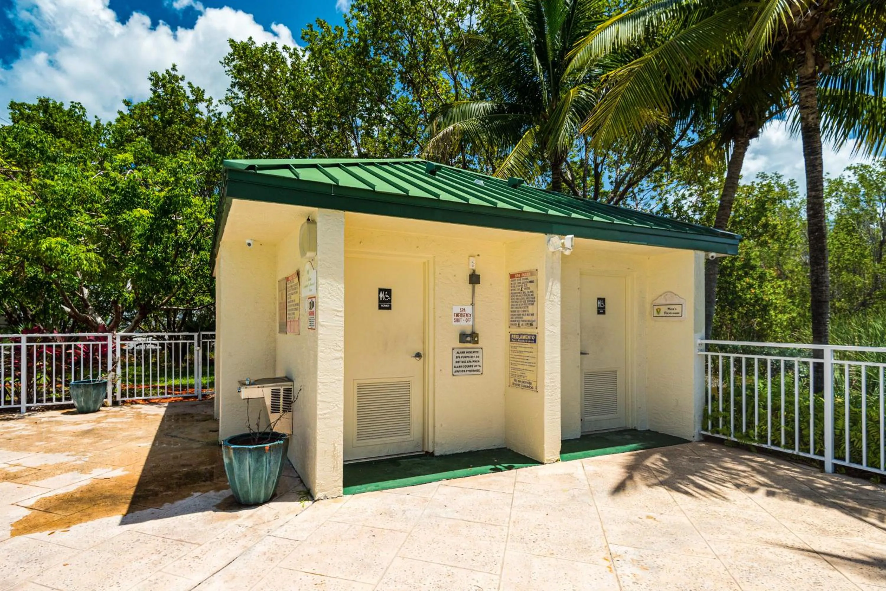 Sunrise Suites Tahiti Suite #104