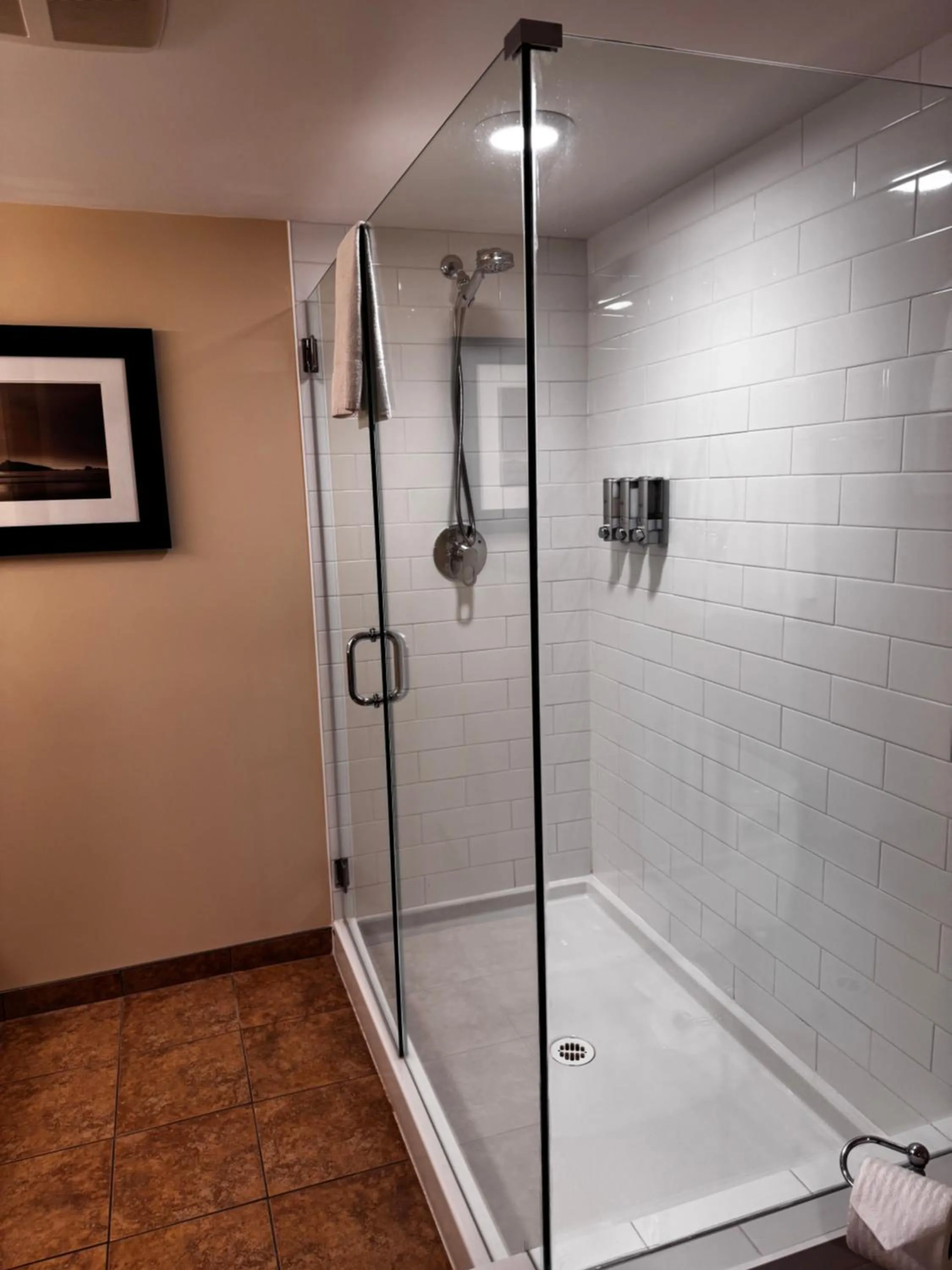 Shower in Inn on Long Lake