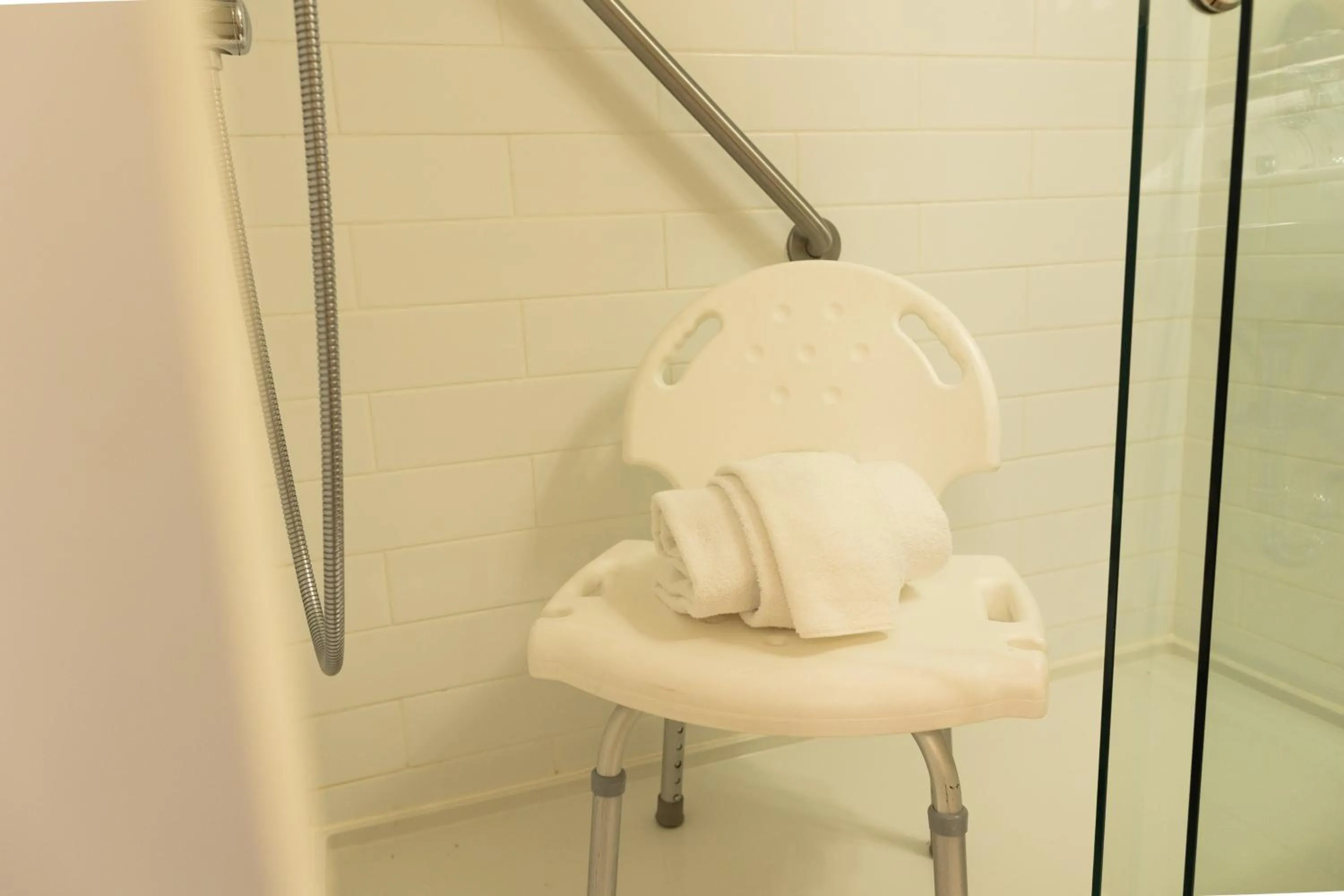 Shower in Inn on Long Lake