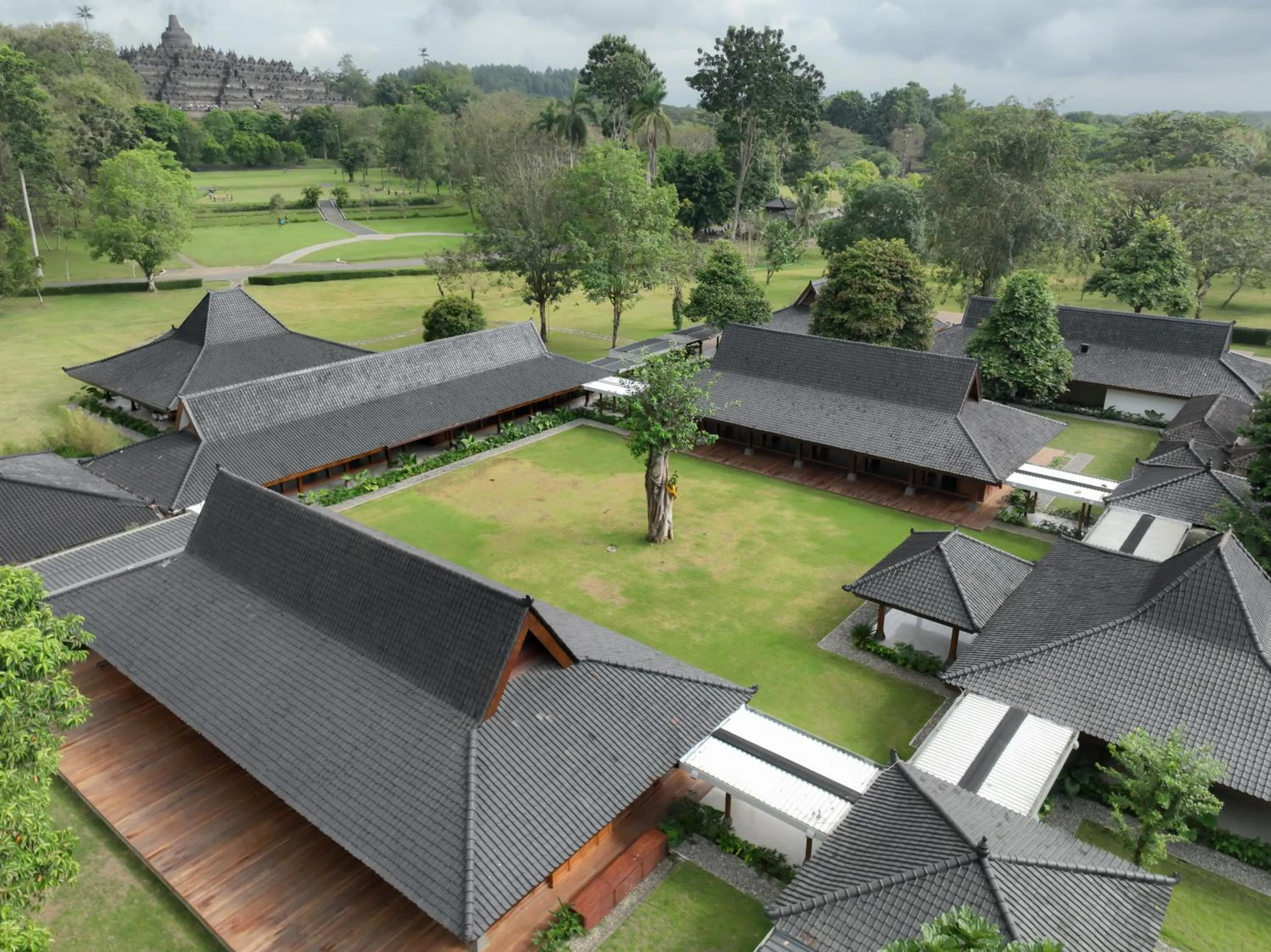 Manohara Borobudur Cultural Center