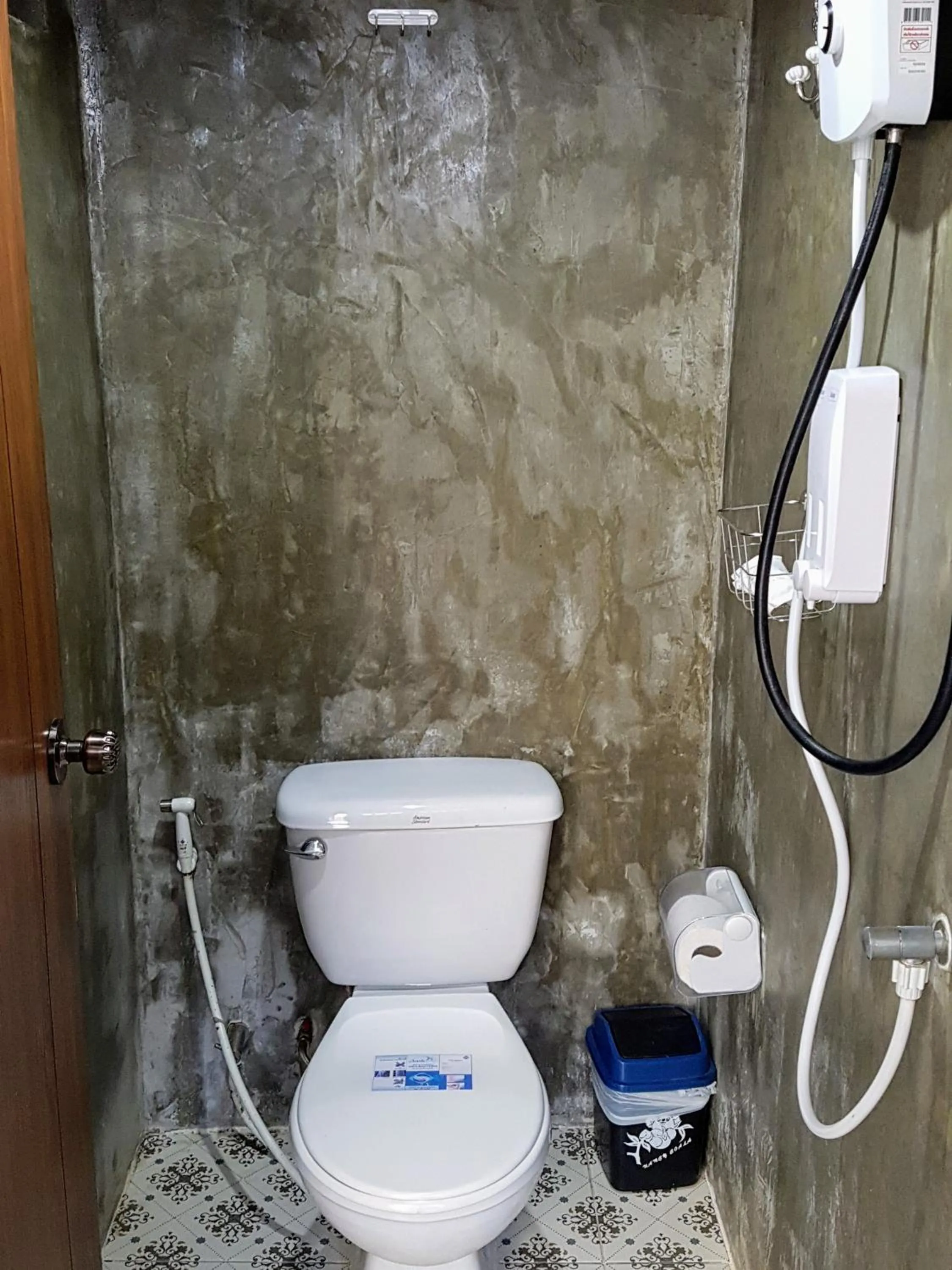 Shower in Niwas Ayutthaya