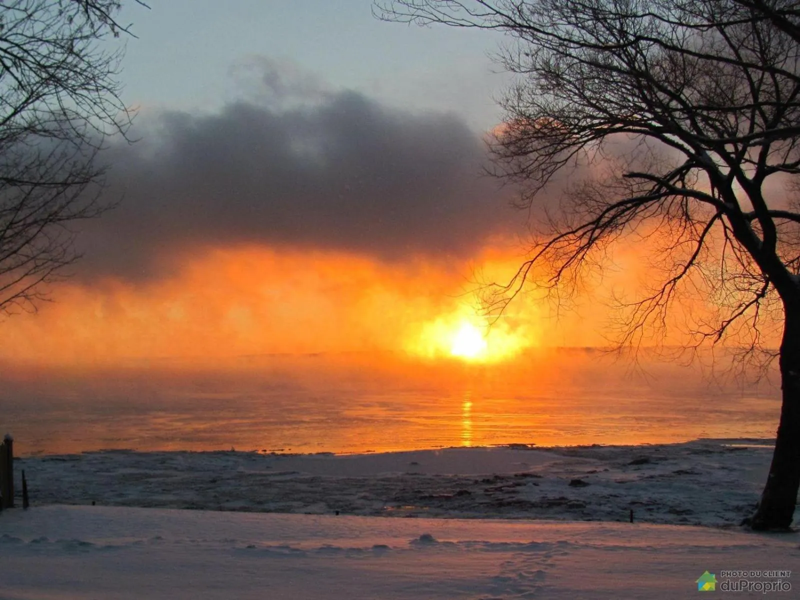 Winter in Villa by the Water 23 beds 9 baths Pool billard Hot Tub 15 min Old Quebec