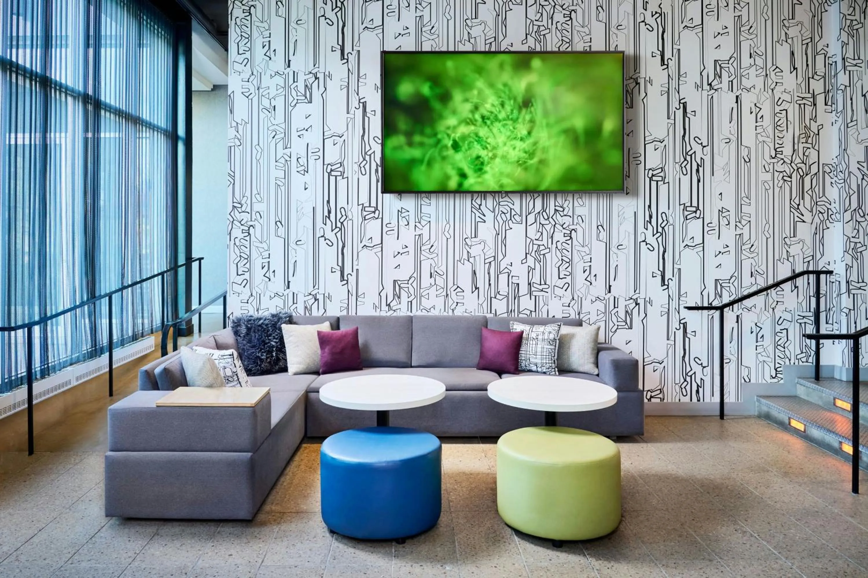 Lobby or reception in Aloft Montreal Airport