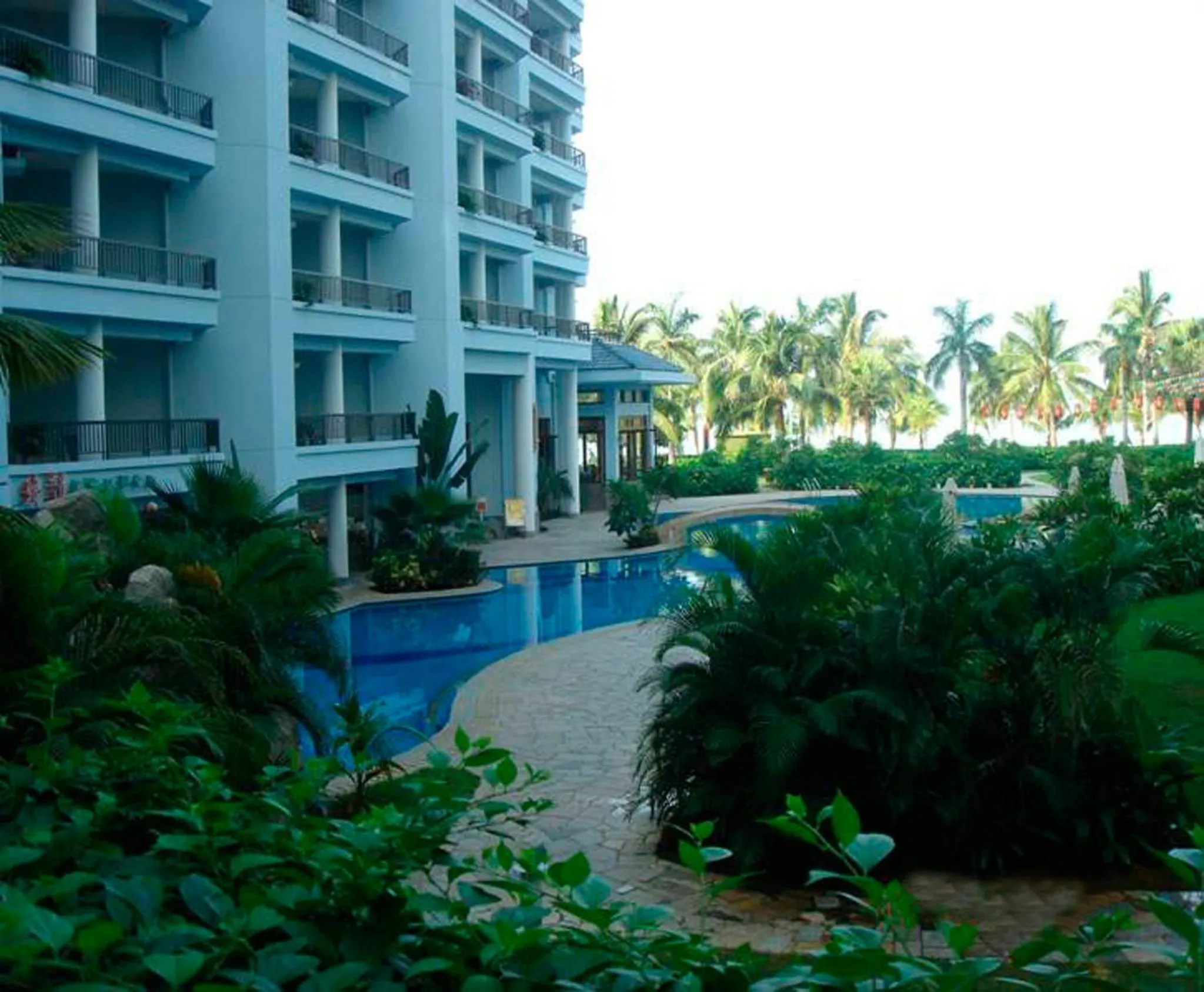 Swimming pool in Tianze Beach Resort