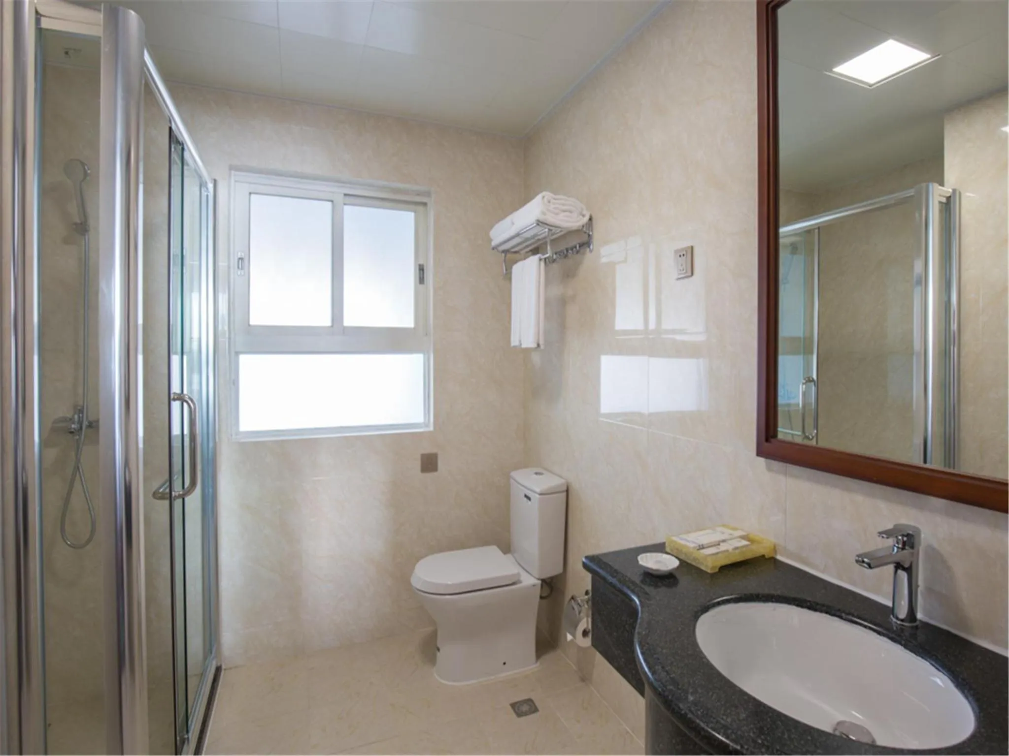 Bathroom in Tianze Beach Resort
