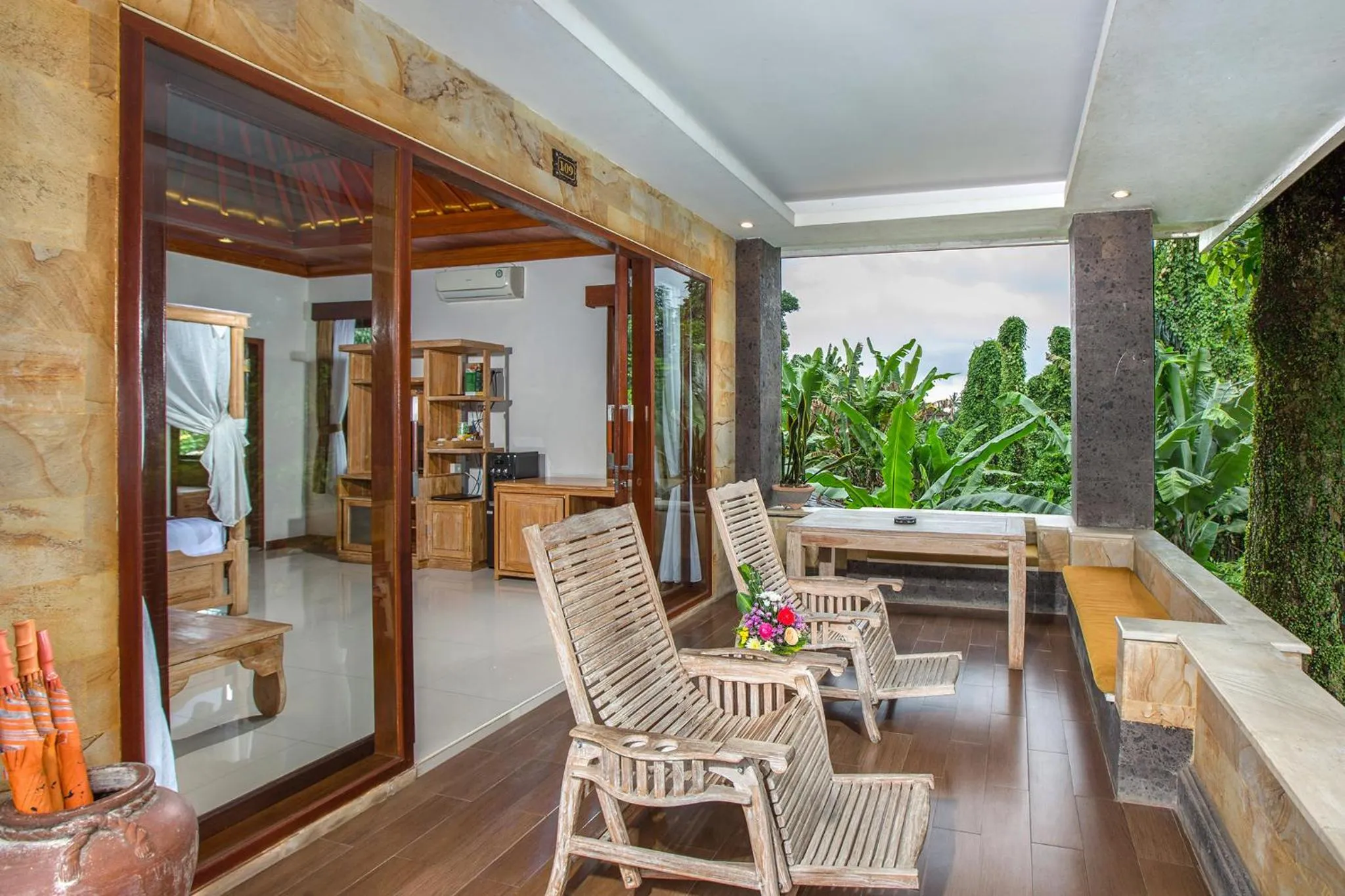 Patio in Alas Petulu Villa Resort and Spa