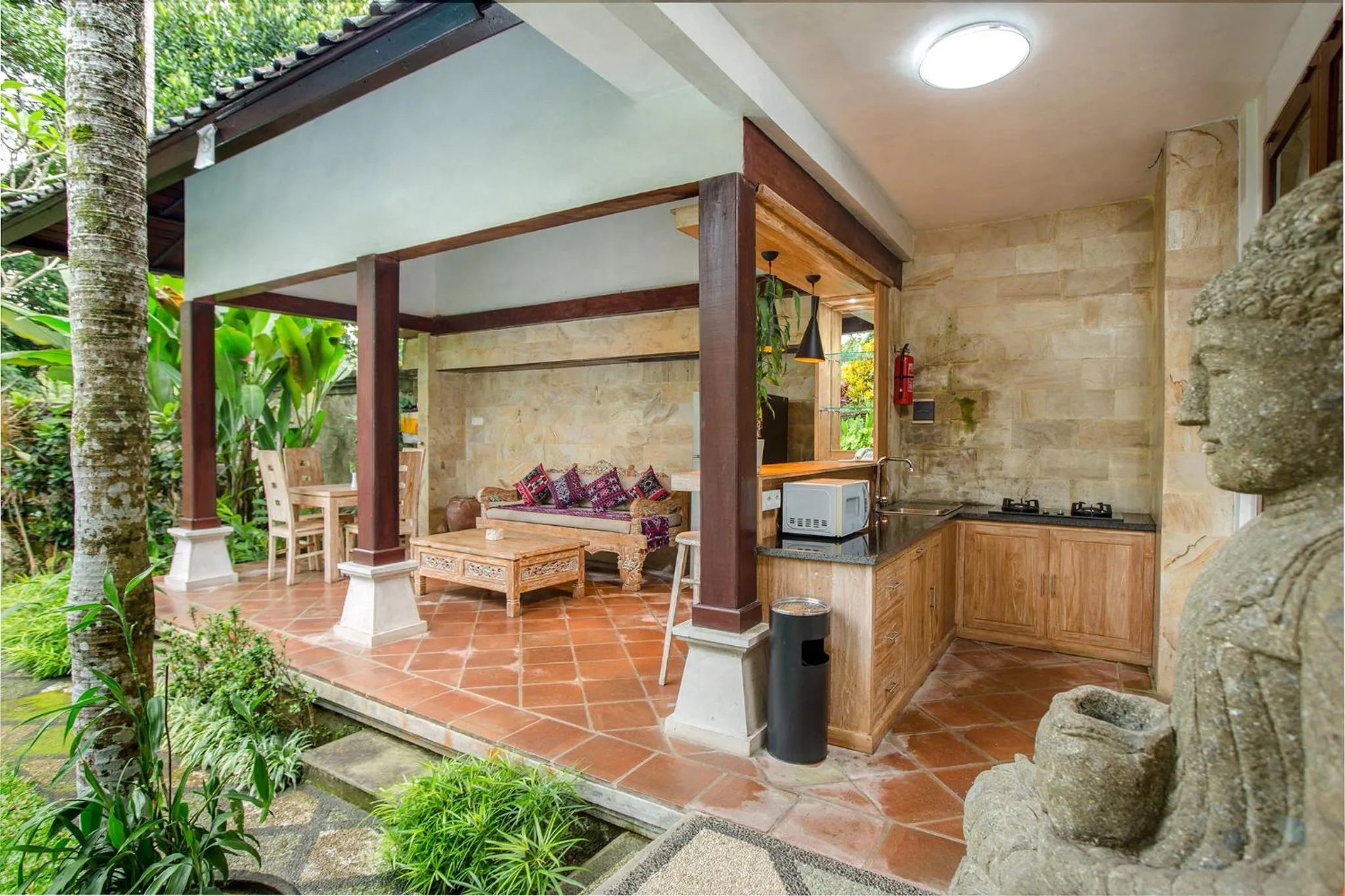 Patio in Alas Petulu Villa Resort and Spa
