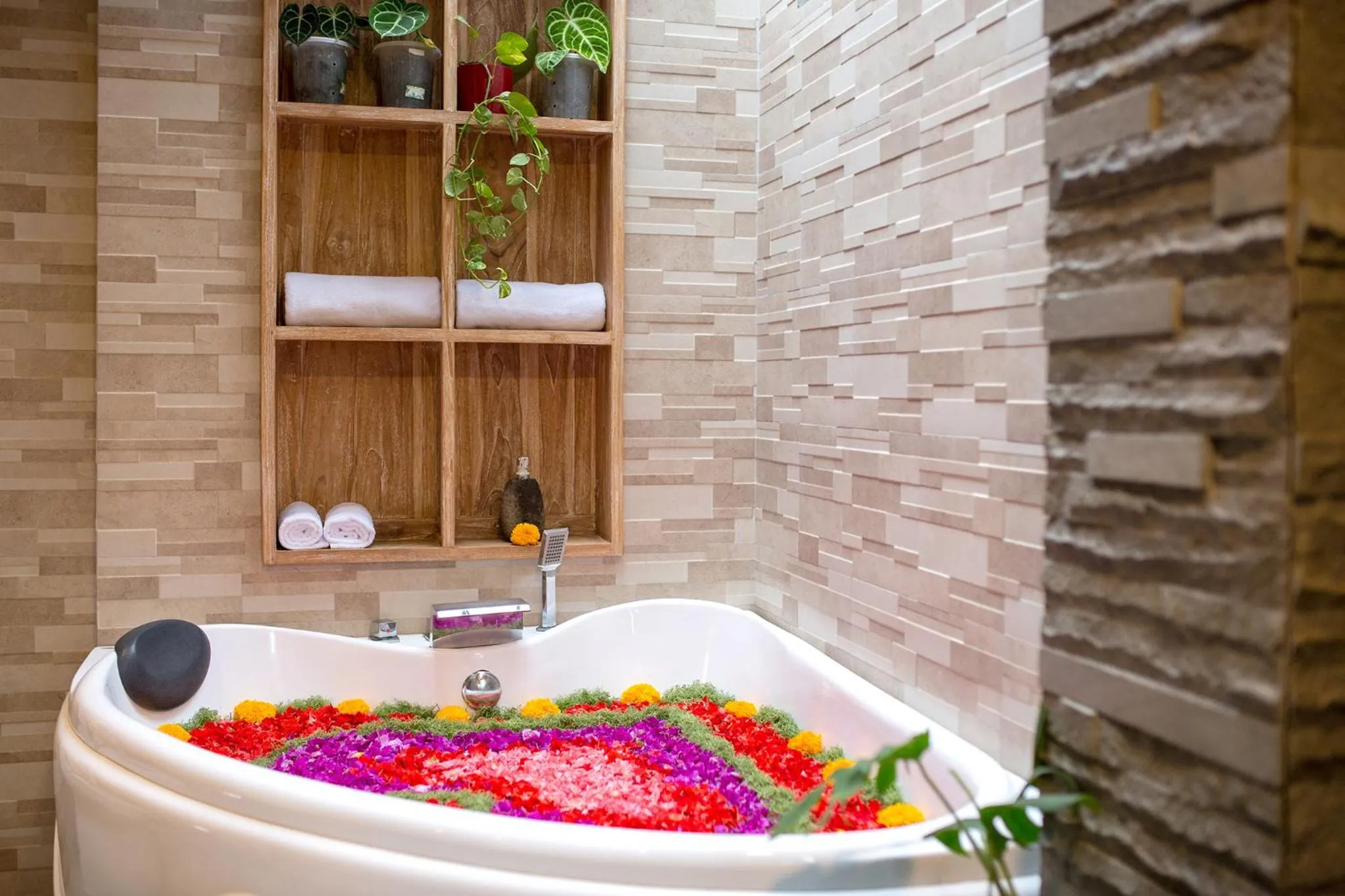 Bathroom in Alas Petulu Villa Resort and Spa