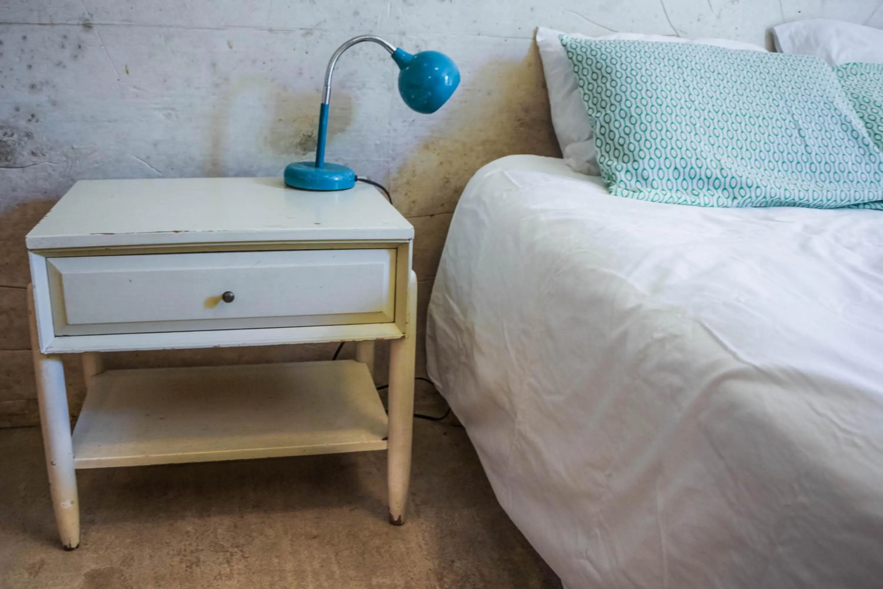 Bed in Todos Santos Hostel super fast and stable satellite wifi