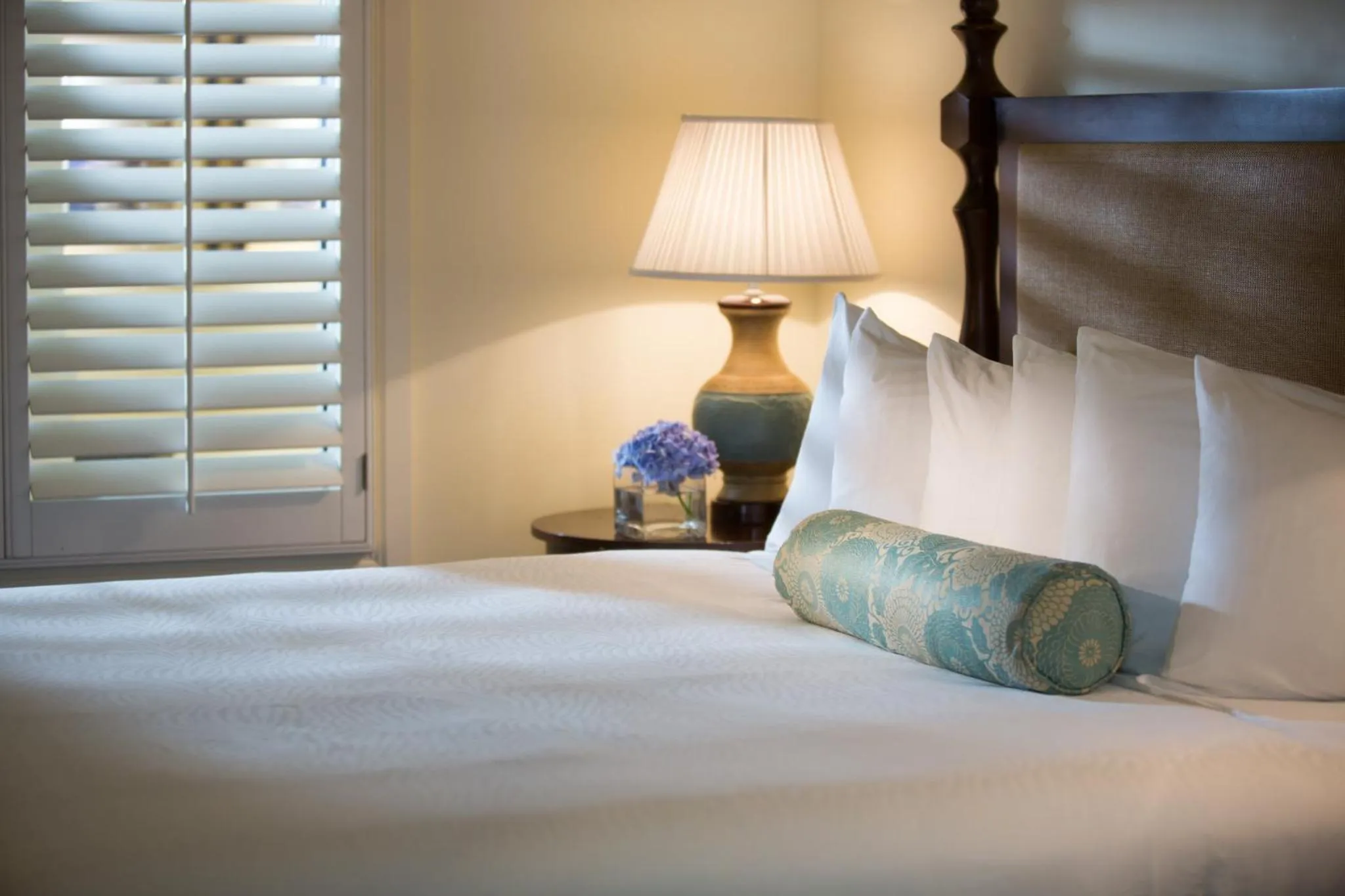 Photo of the whole room, Bed in Kimpton Vero Beach Hotel & Spa by IHG