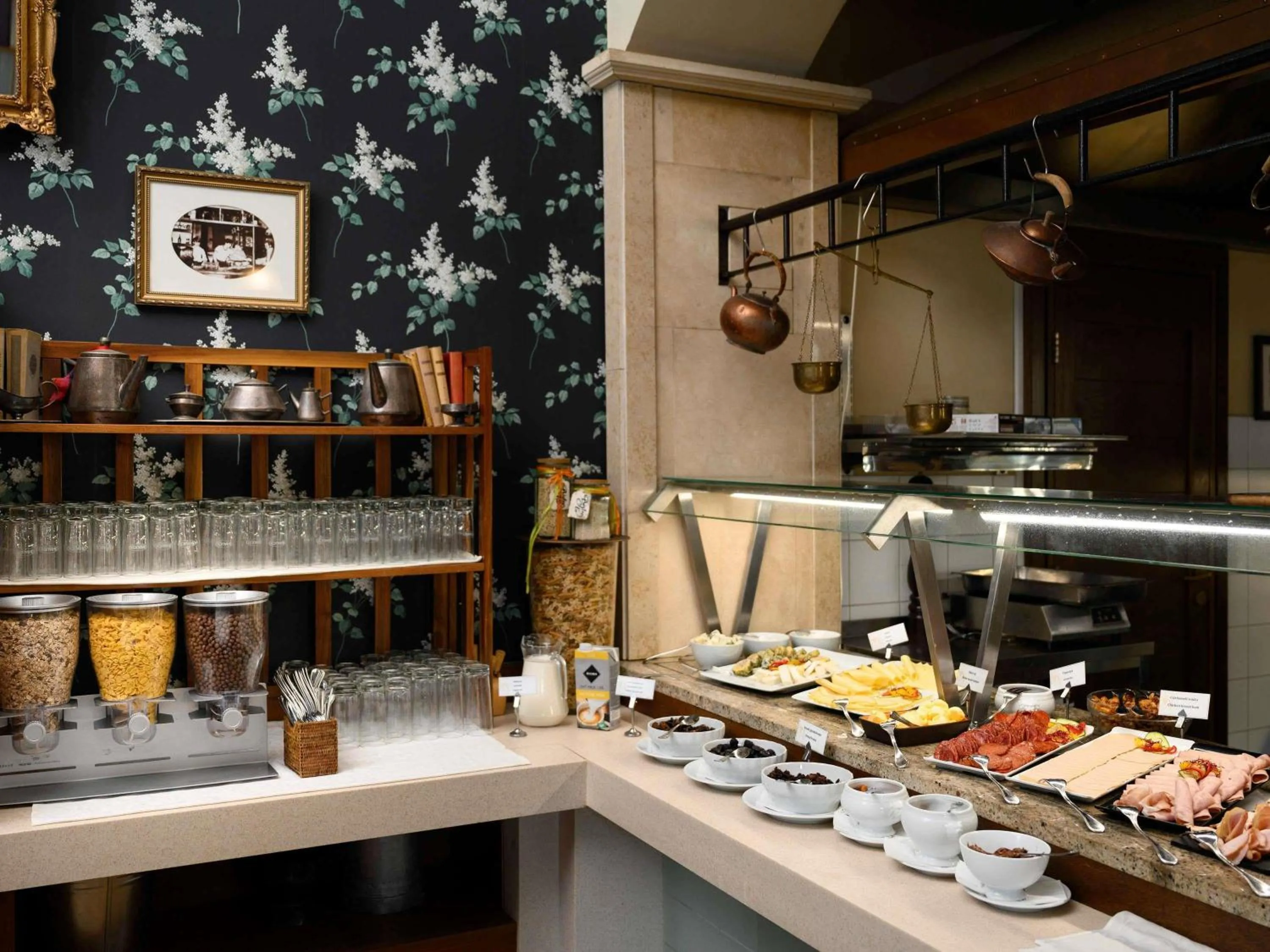 Breakfast in Mercure Szekesfehervar Magyar Kiraly