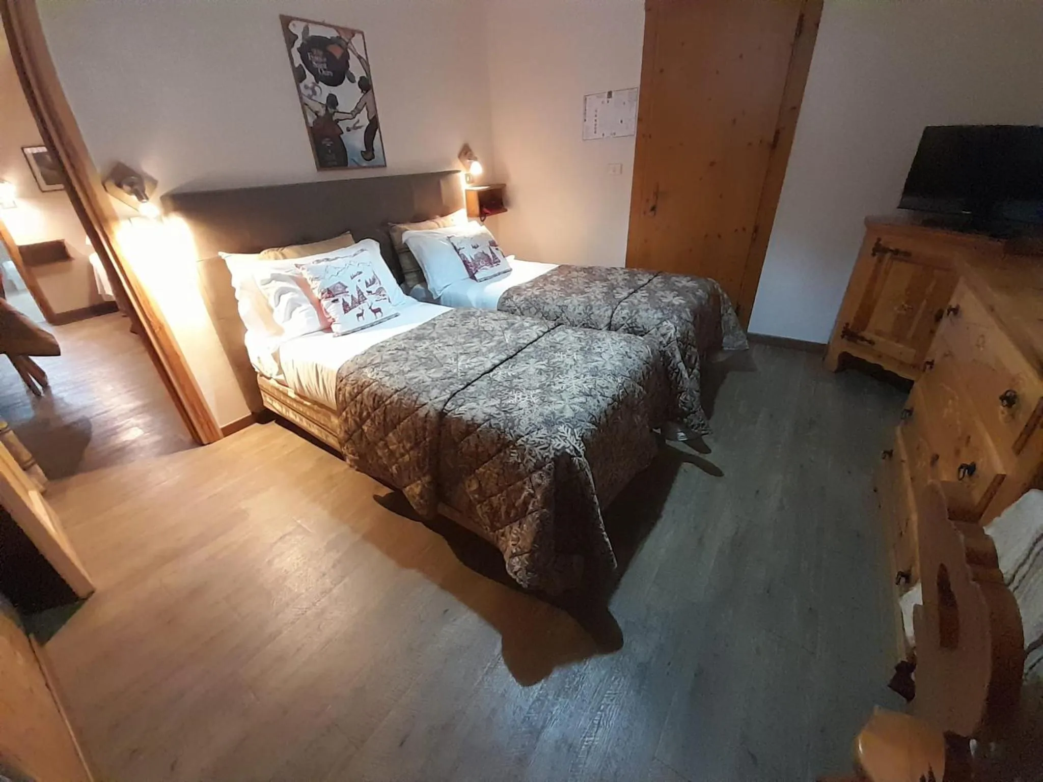 Bed in Hotel Astoria