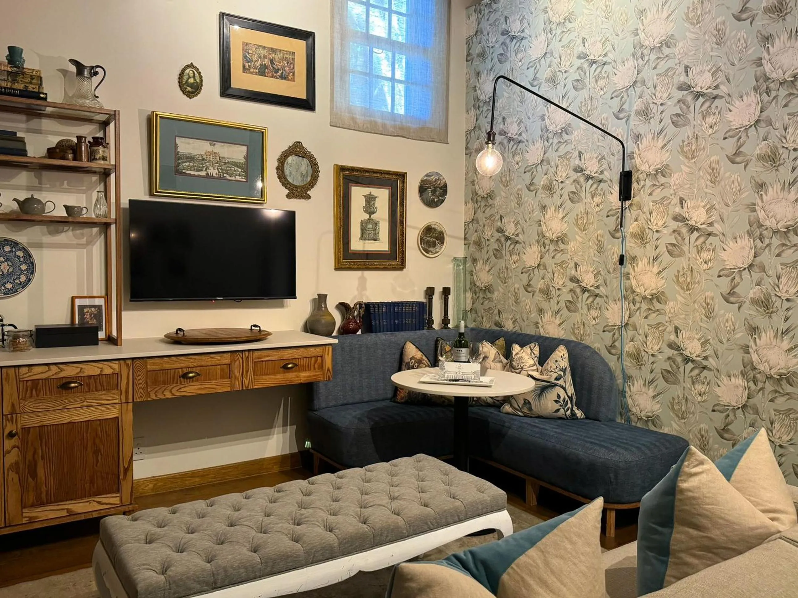 TV and multimedia in Grande Roche Hotel