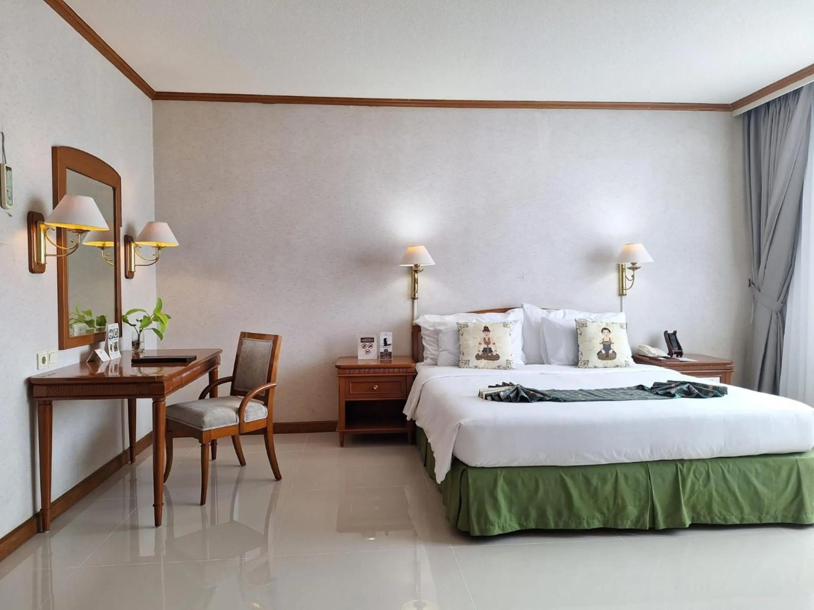 Bed in Hotel Sahid Jaya Solo