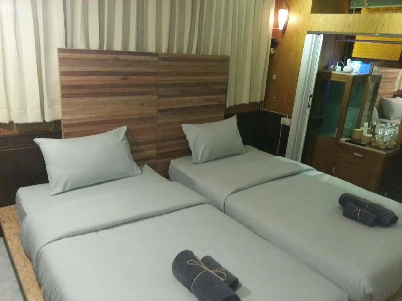 Bed in The Roo Classic Hometel