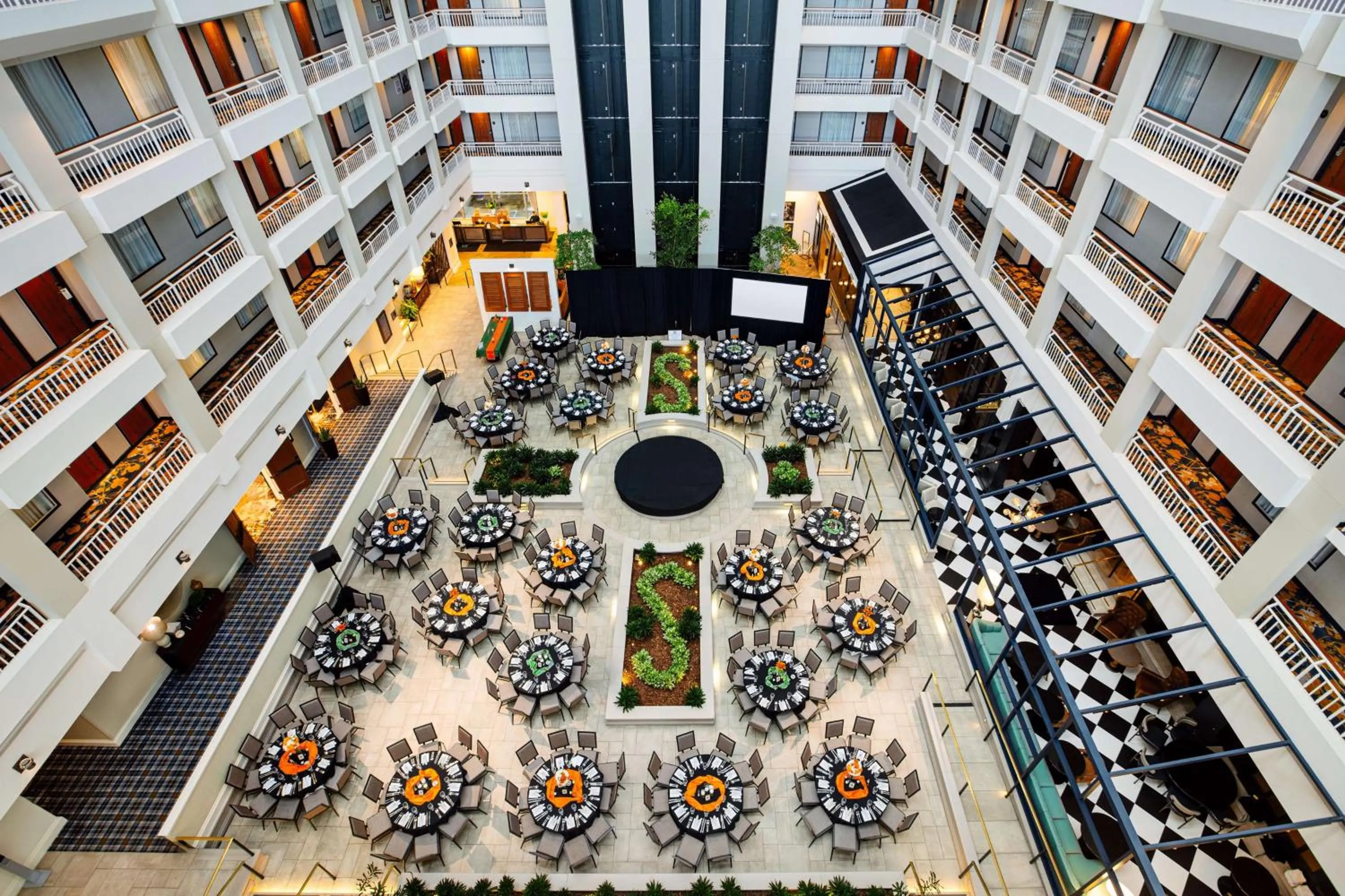 Lobby or reception in Embassy Suites by Hilton Atlanta Buckhead