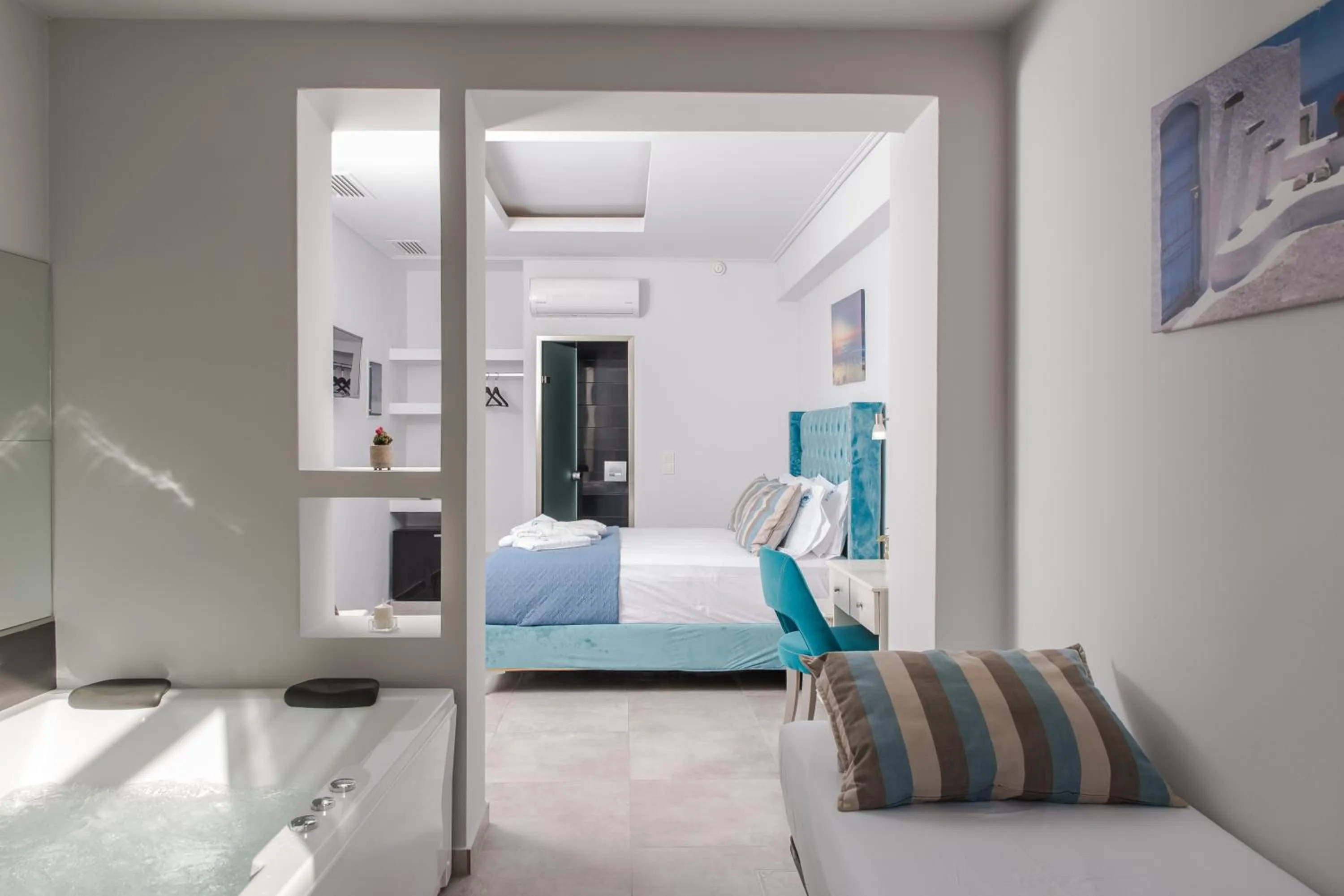 Photo of the whole room in Denise Beach Hotel