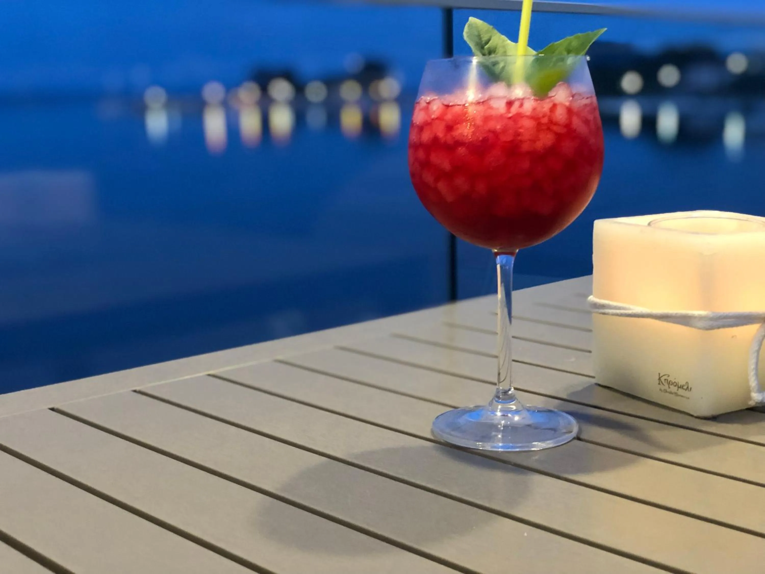 Food and drinks in Denise Beach Hotel