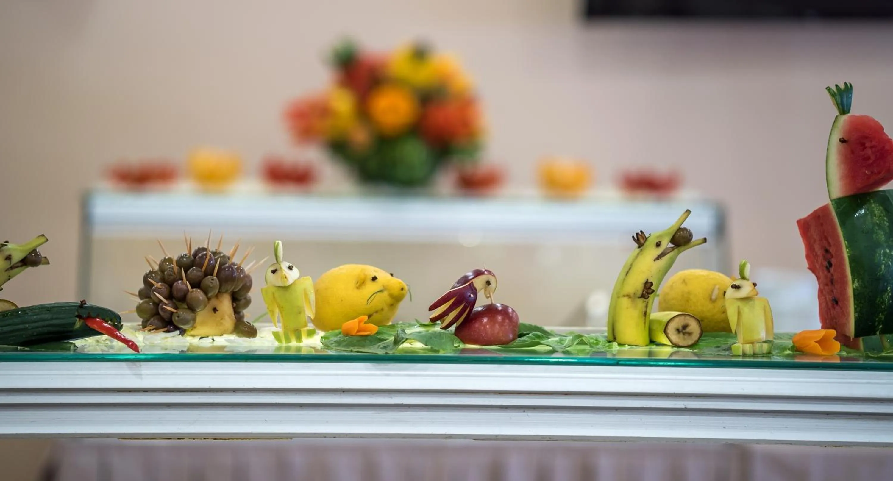 Food and drinks in Denise Beach Hotel