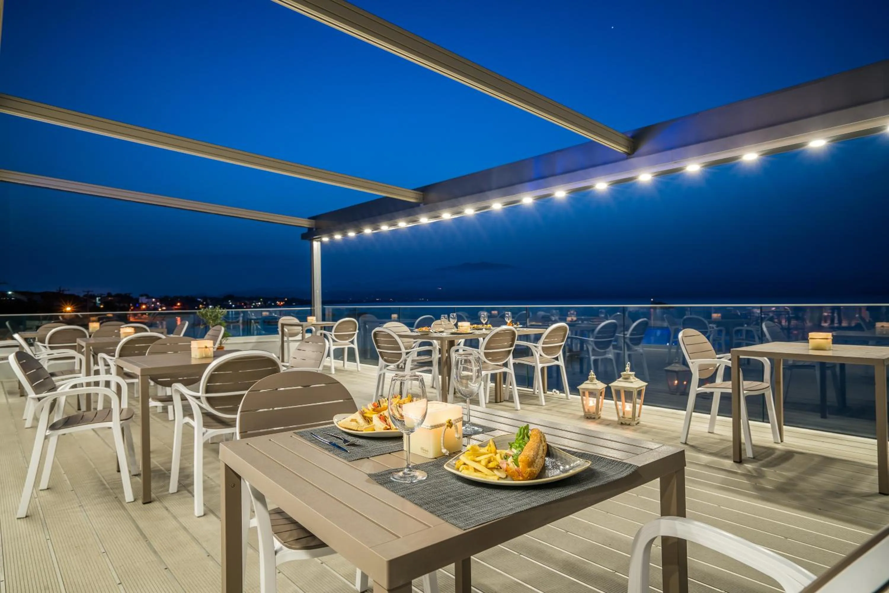 Lounge or bar in Denise Beach Hotel