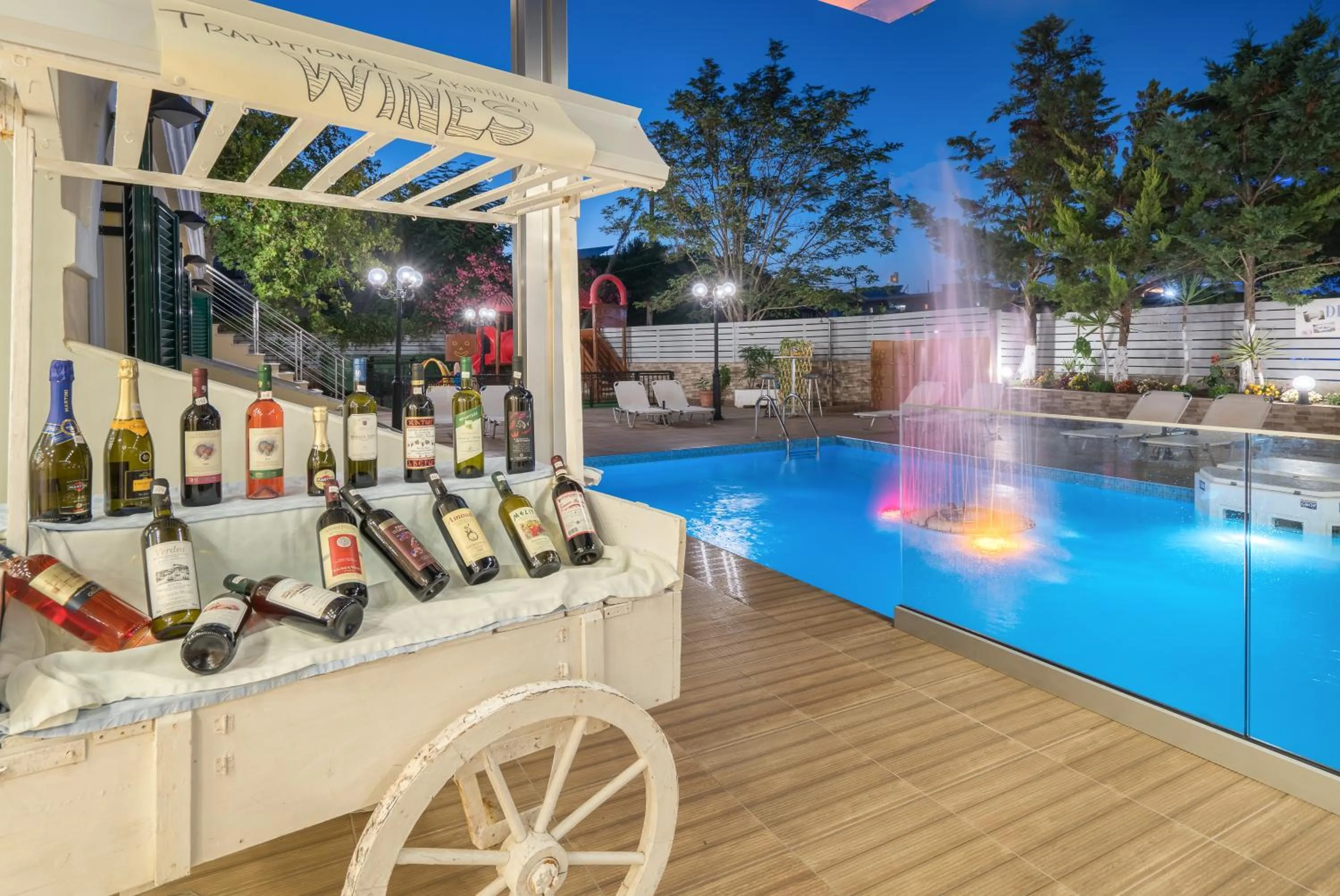 Swimming pool in Denise Beach Hotel