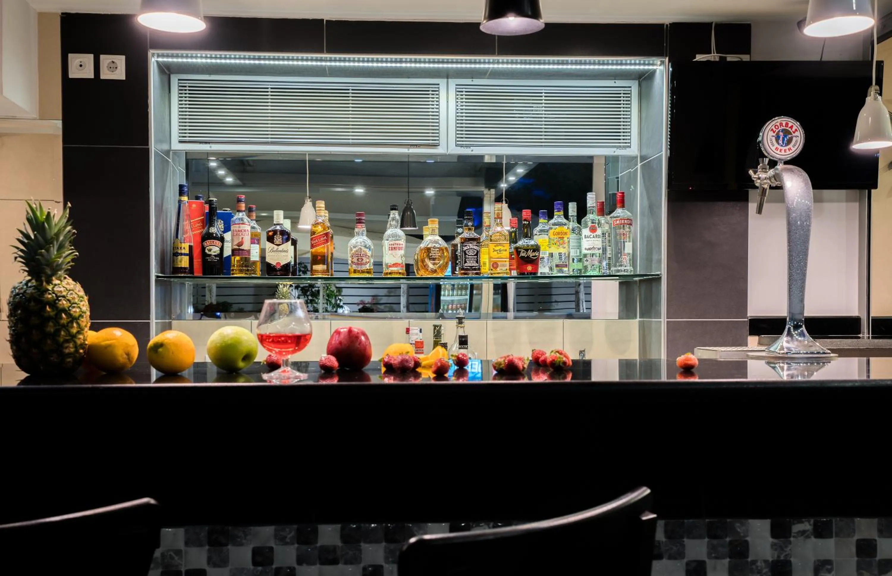 Lounge or bar in Denise Beach Hotel